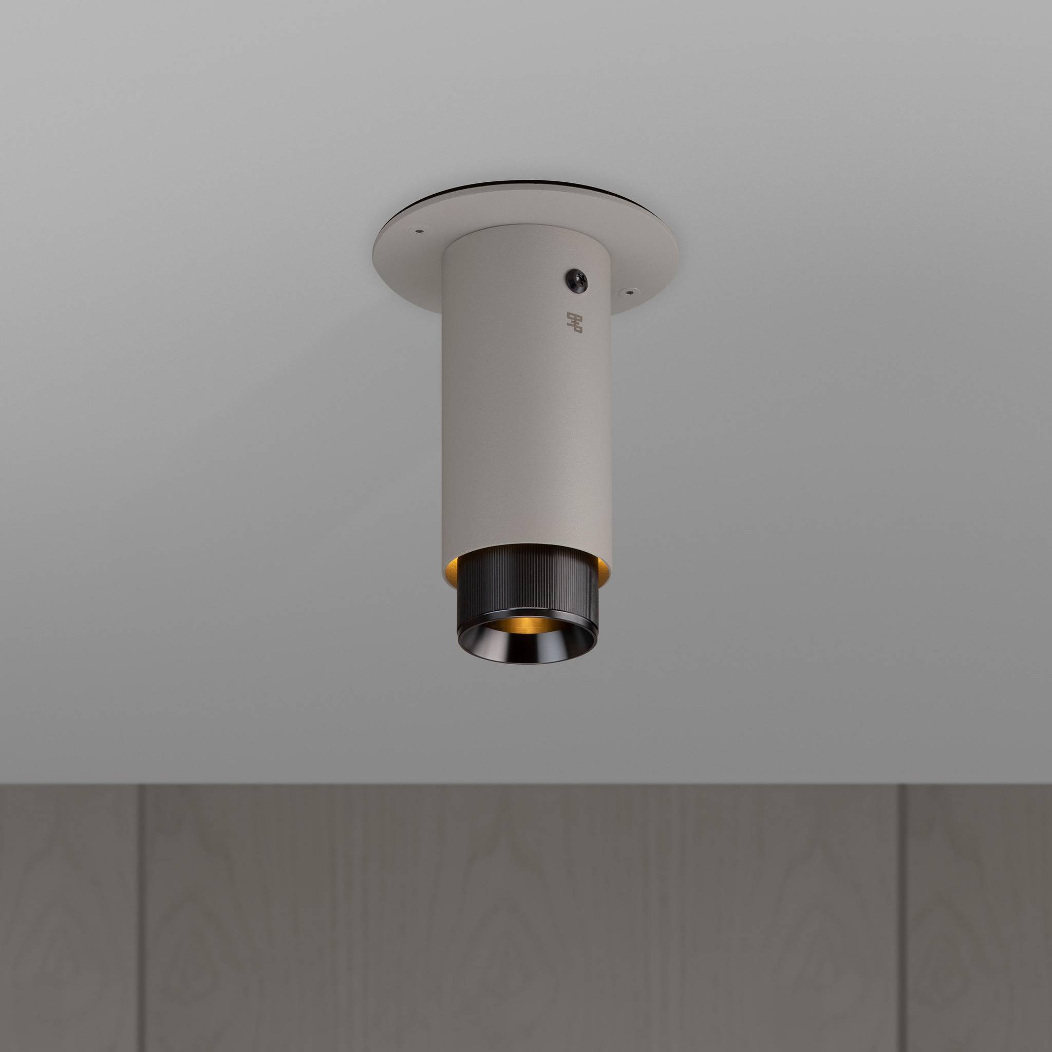 EXHAUST SURFACE / LINEAR / STONE