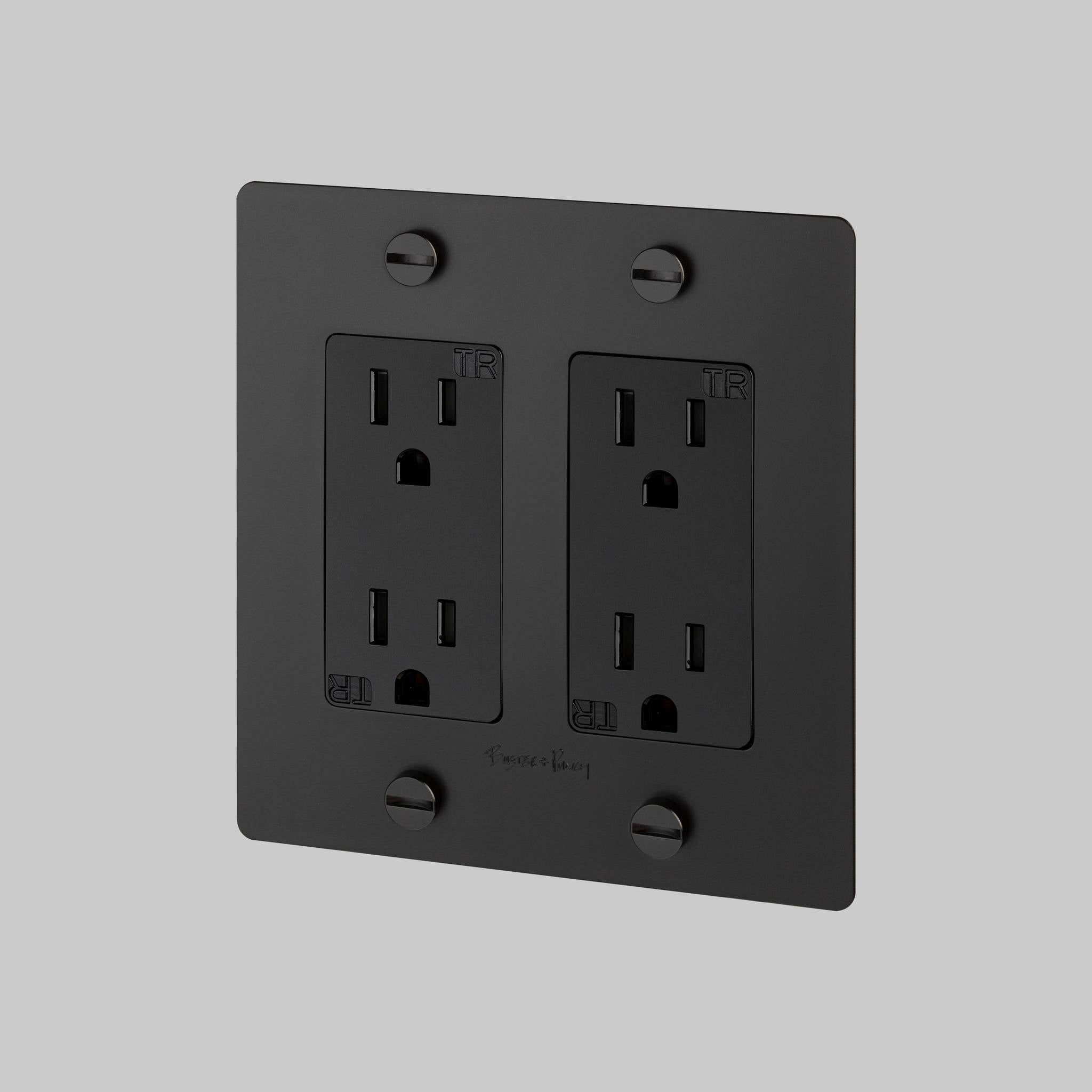 2G DUPLEX OUTLET / CROSS / WITH LOGO