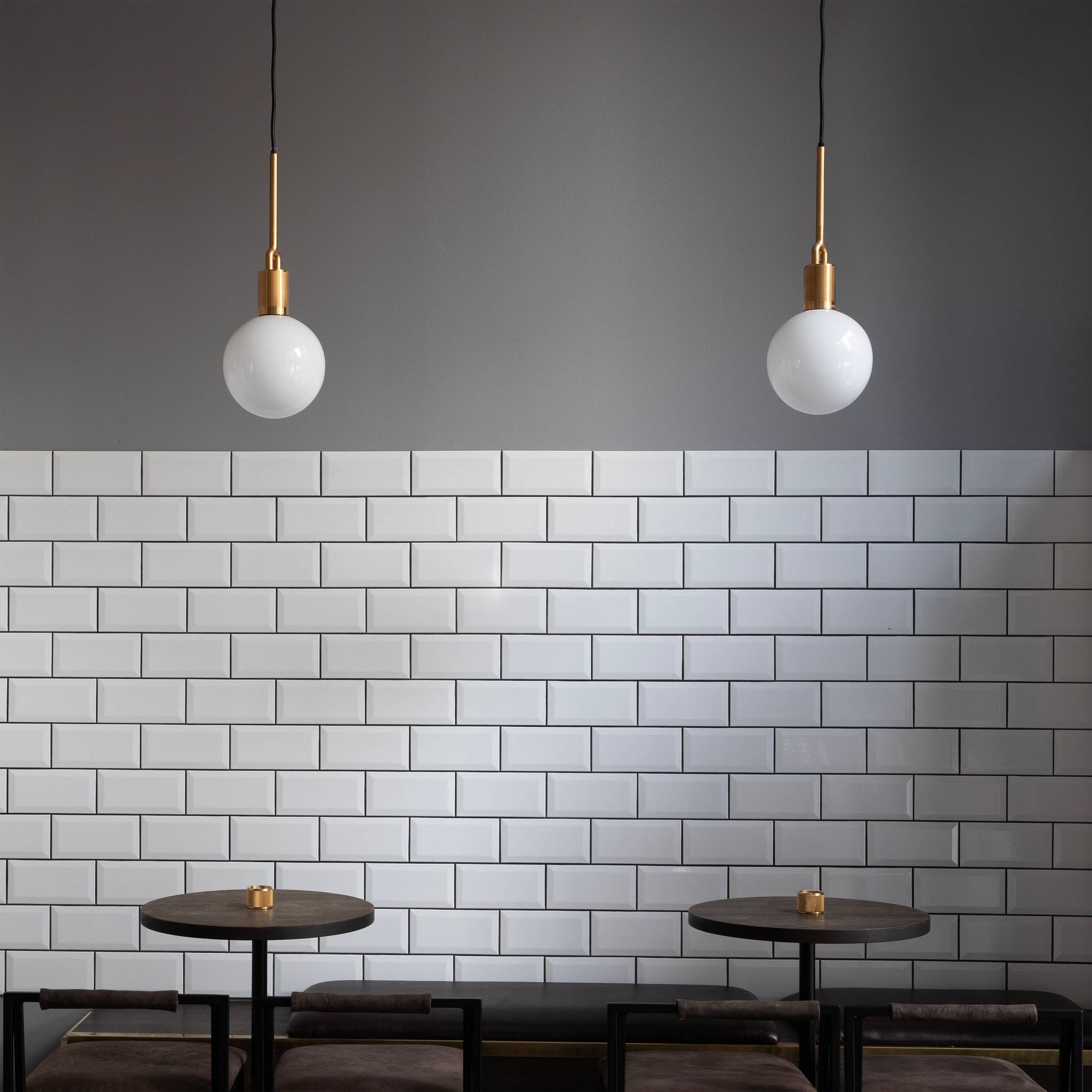 FORKED PENDANT / LINEAR / GLOBE / OPAL / MEDIUM