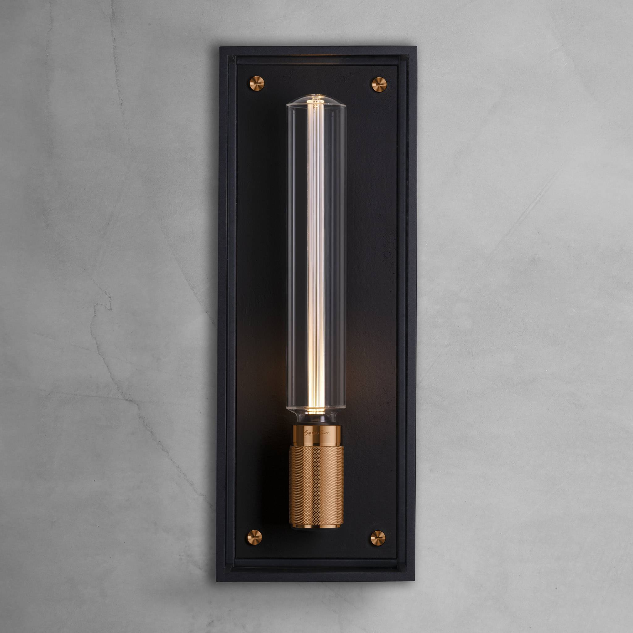 CAGED WET / WALL / CROSS / LARGE / BLACK