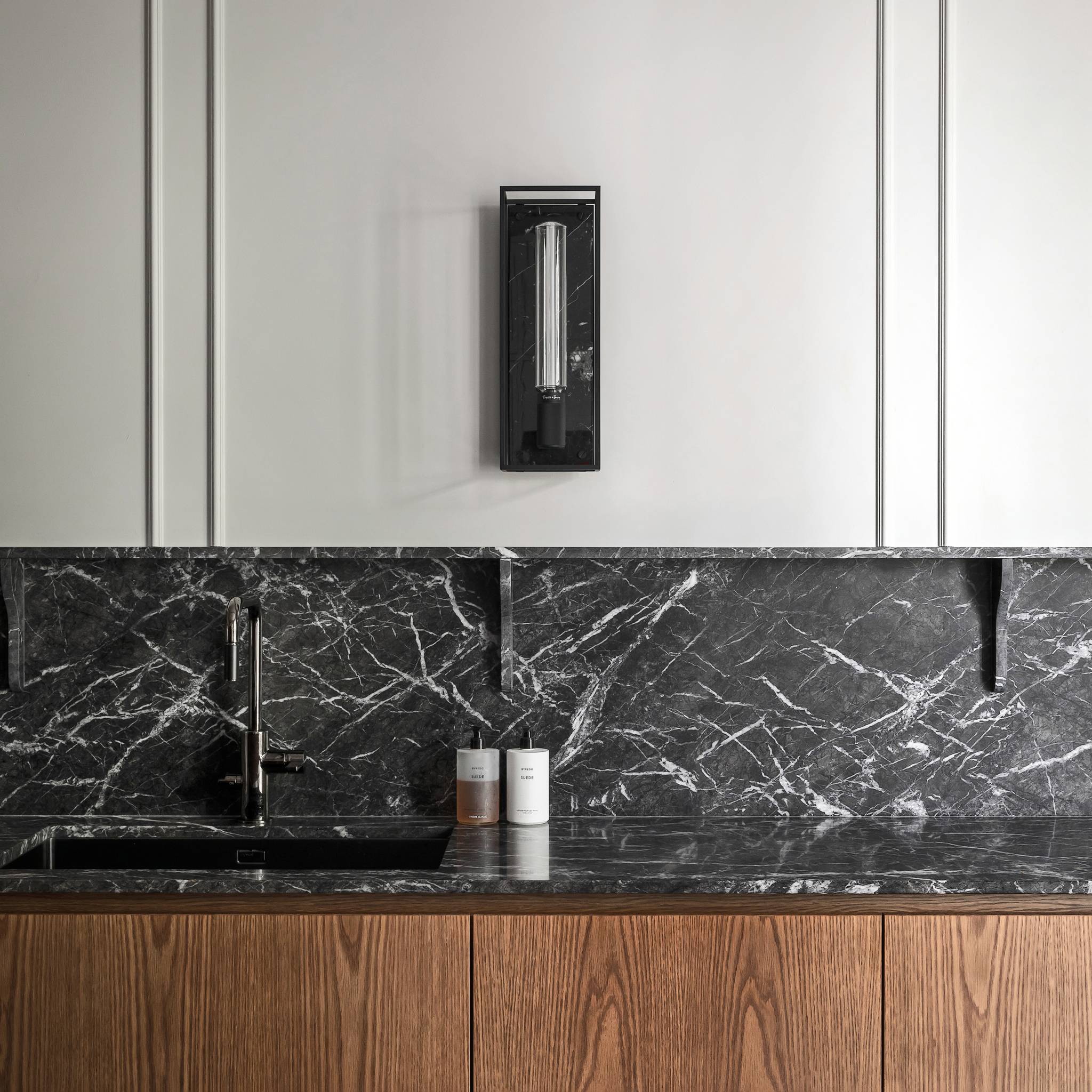 CAGED WALL / LARGE / CROSS