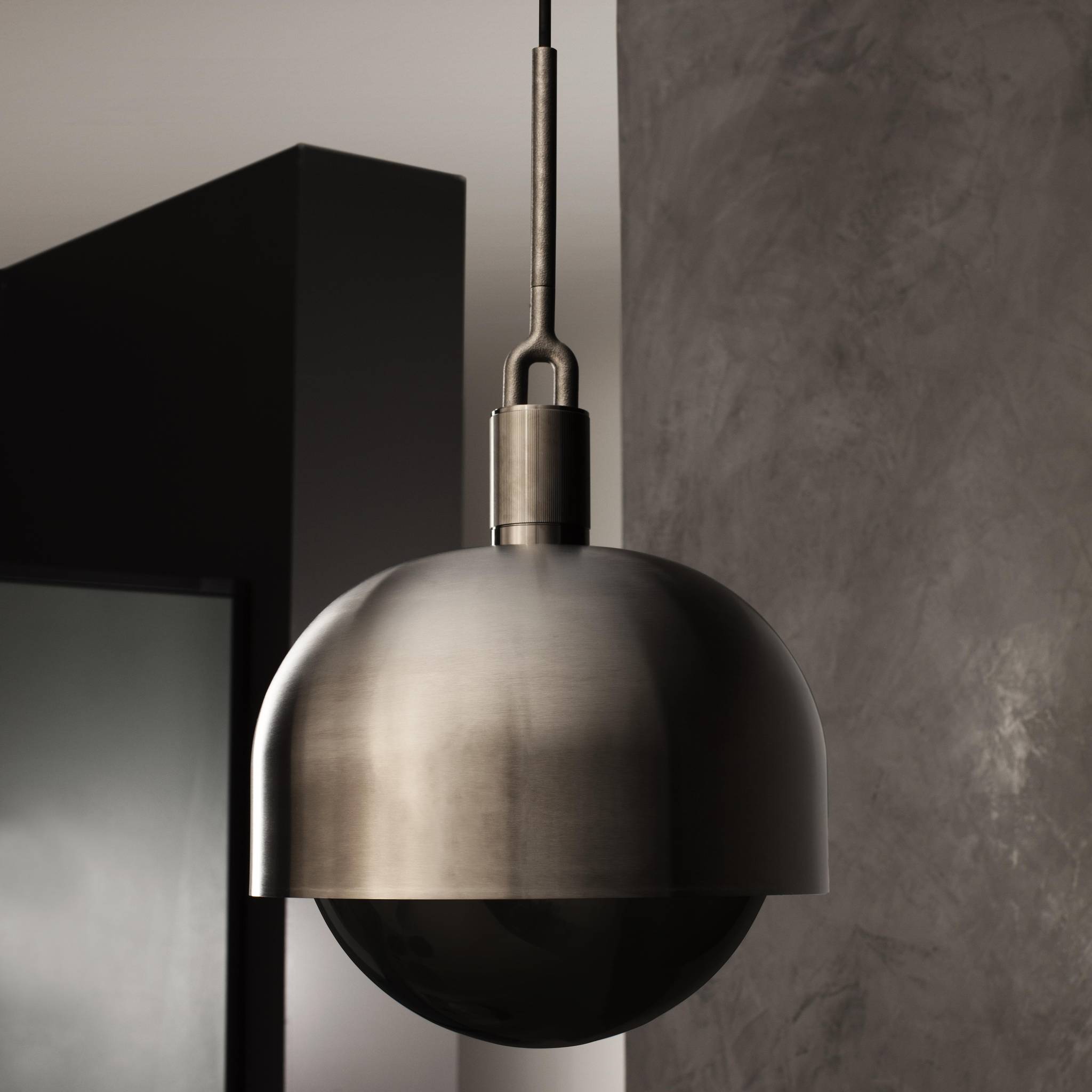 FORKED PENDANT / LINEAR / SHADE / GLOBE / SMOKED / MEDIUM