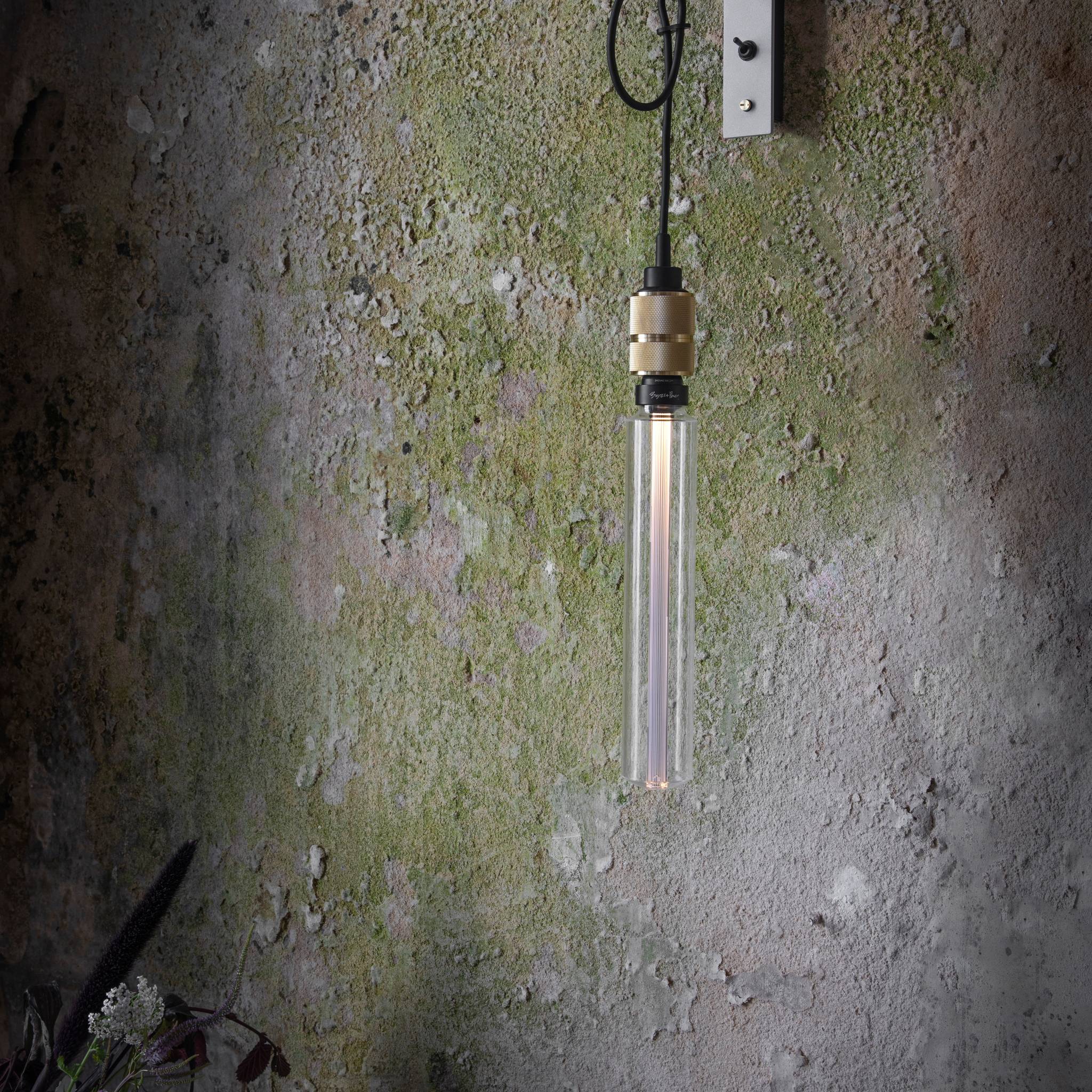 HOOKED WALL / CROSS / NUDE / STONE