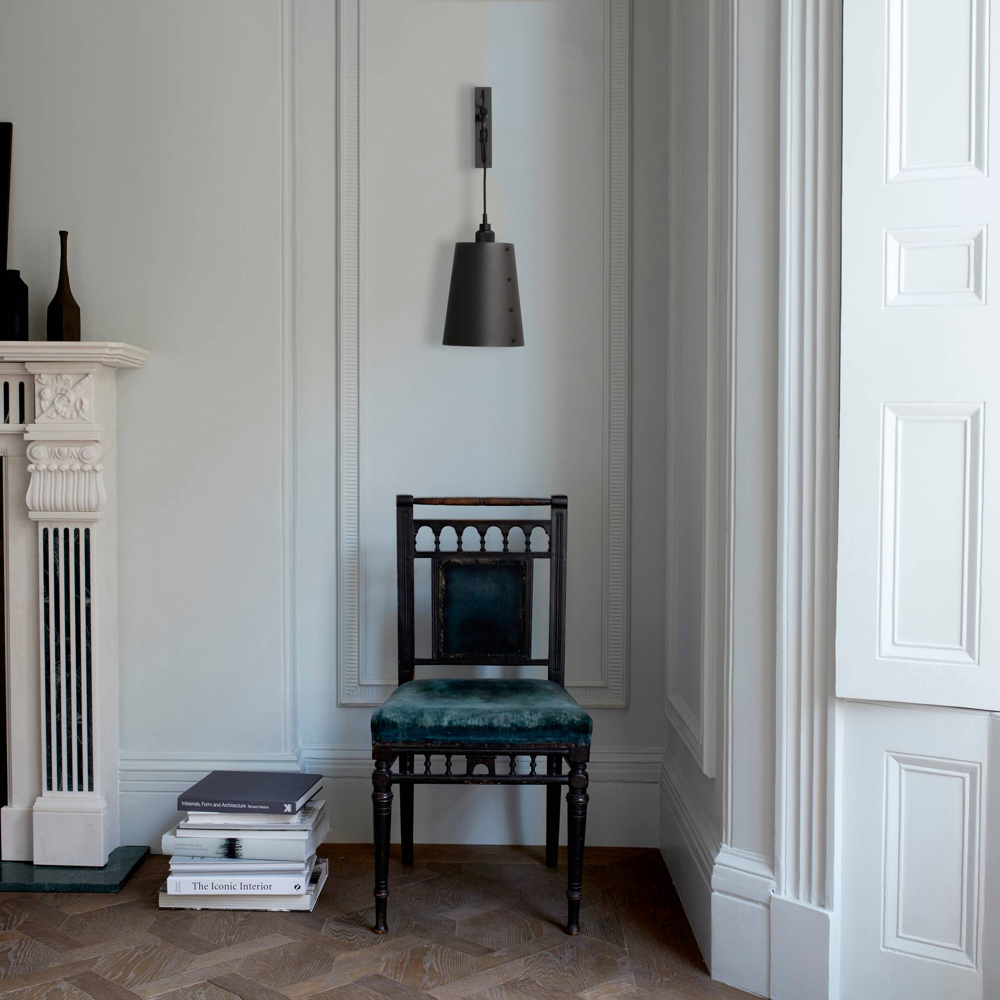 HOOKED WALL / CROSS / LARGE / GRAPHITE