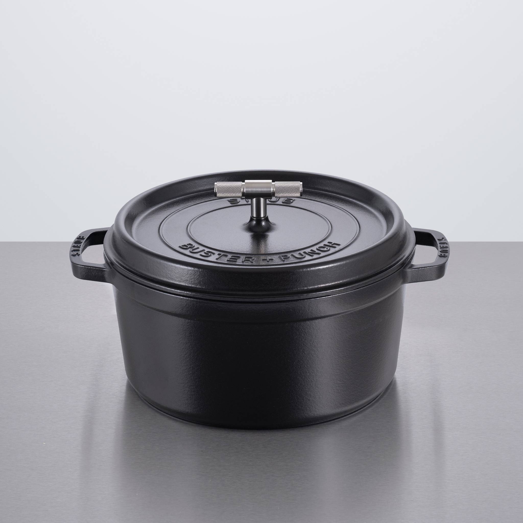 COCOTTE / 11.02 INCHES / CROSS / STAUB / BLACK