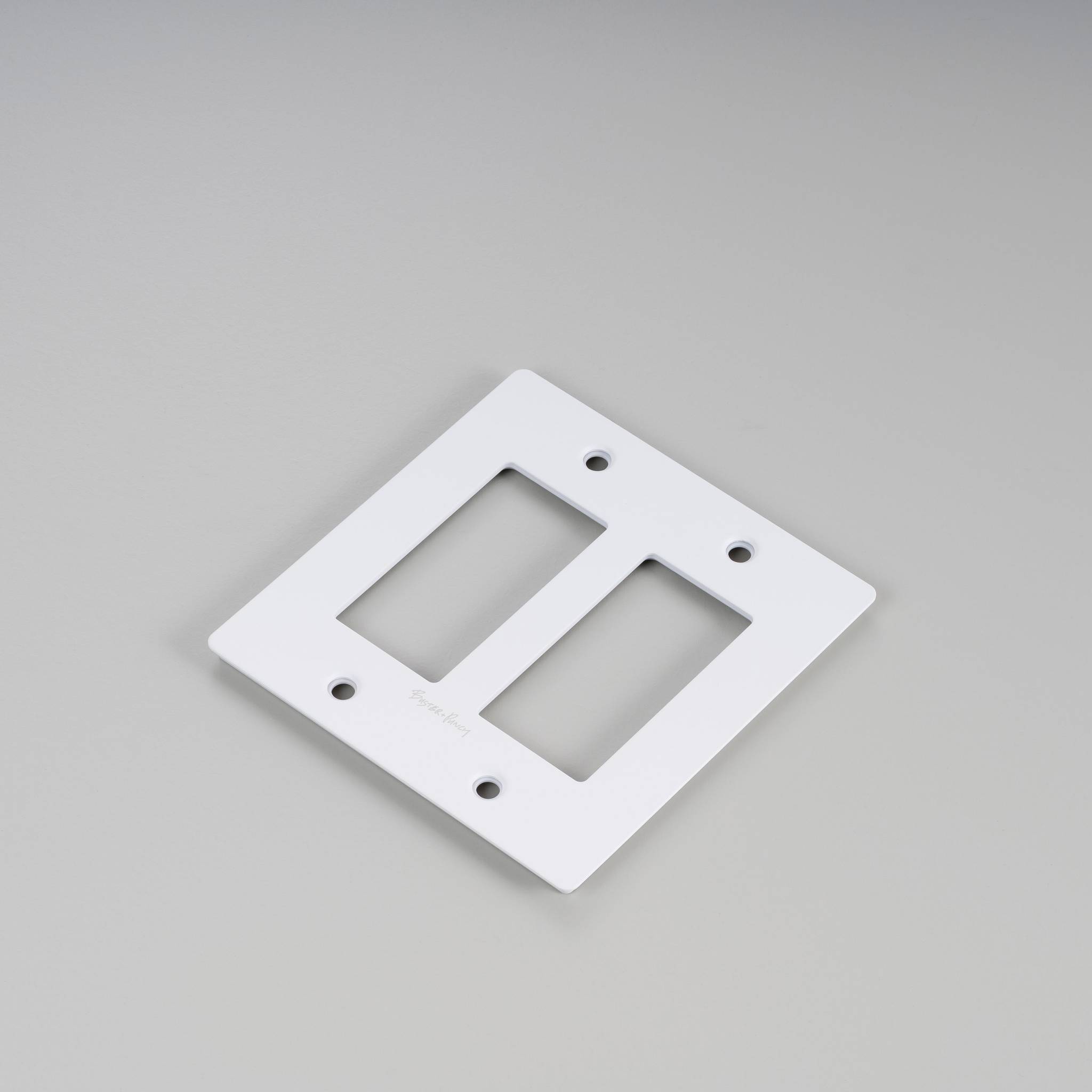 2G PLATE / POLYCARBONATE / WITH LOGO