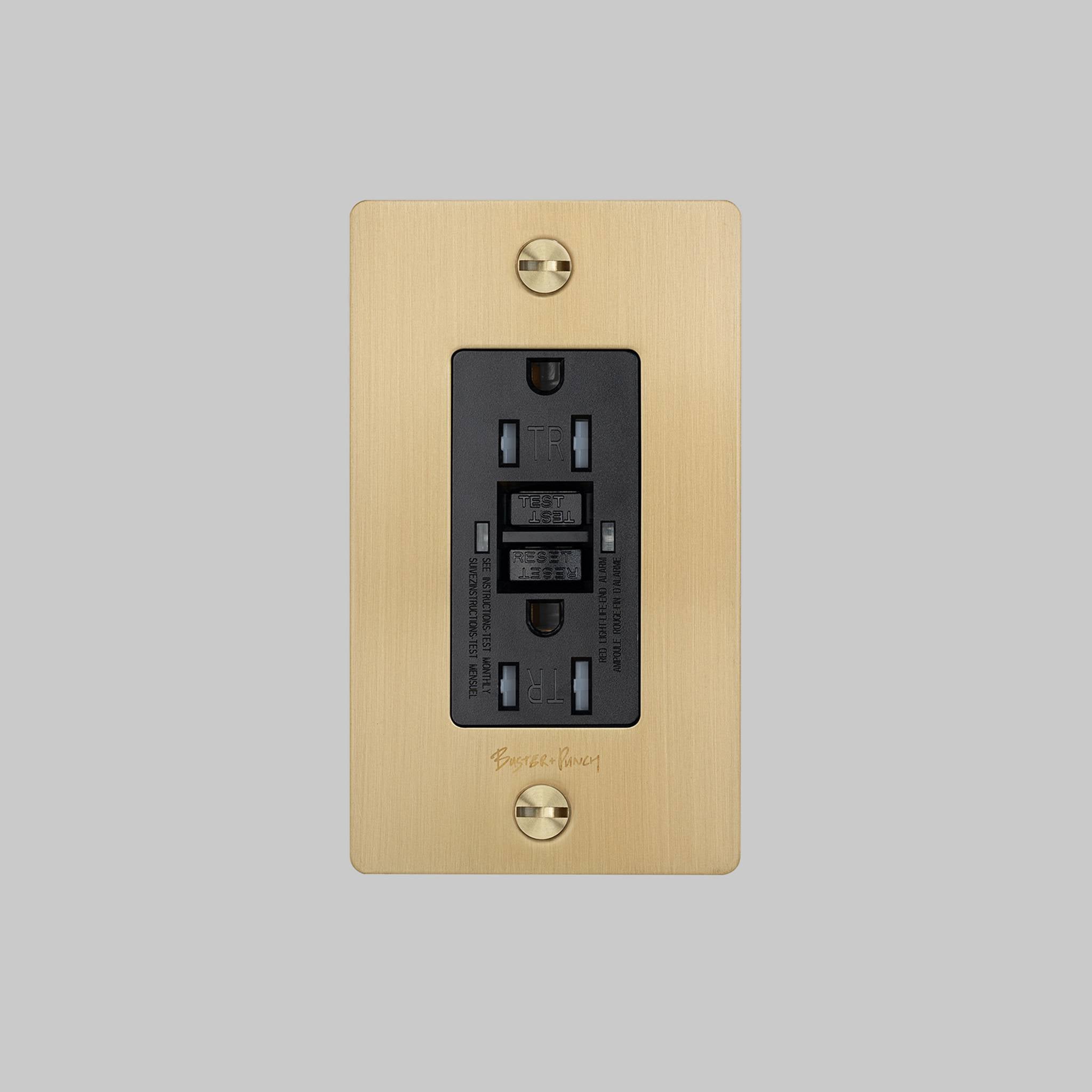 1G DUPLEX OUTLET / GFCI / CROSS / WITH LOGO