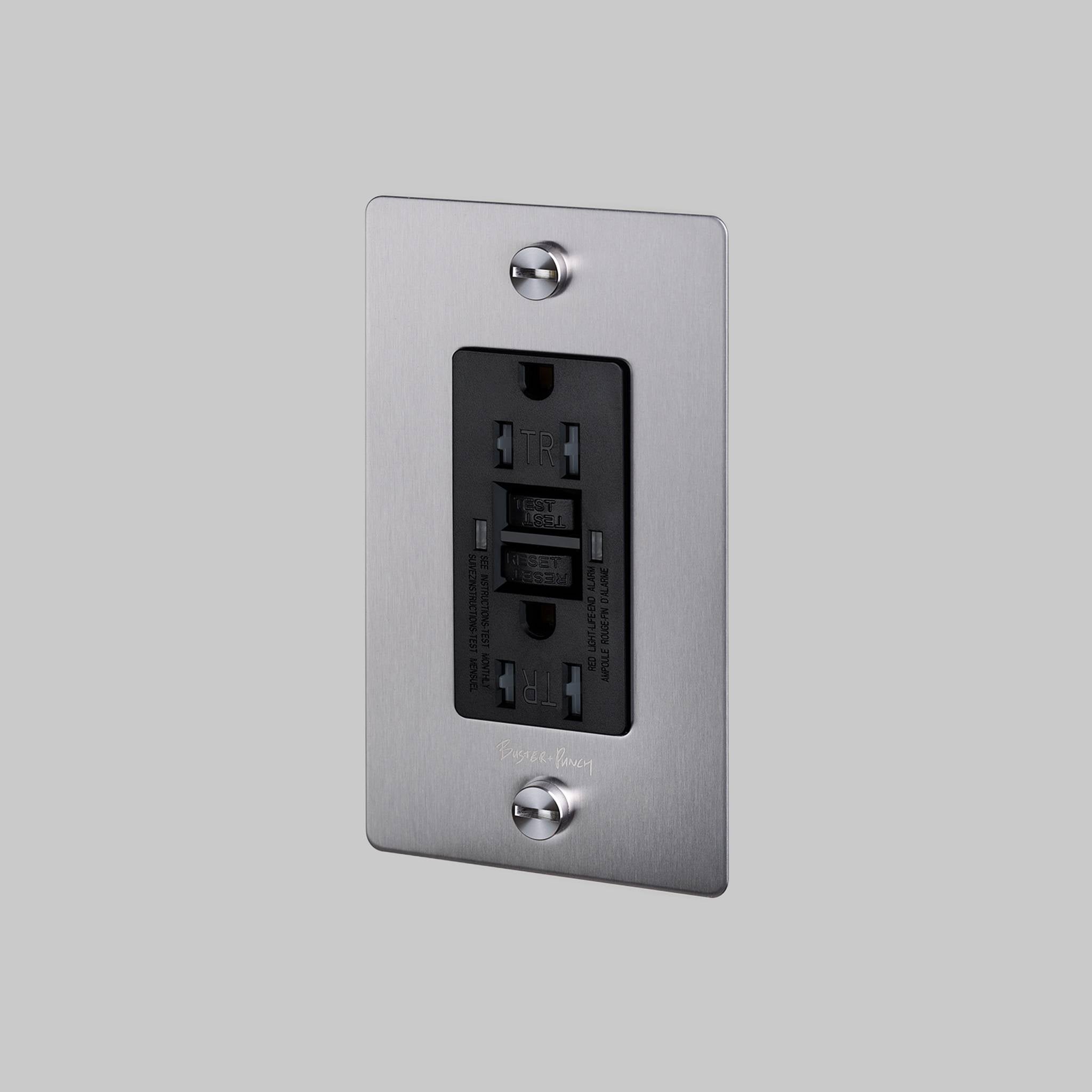 1G DUPLEX OUTLET / GFCI / CROSS / WITH LOGO