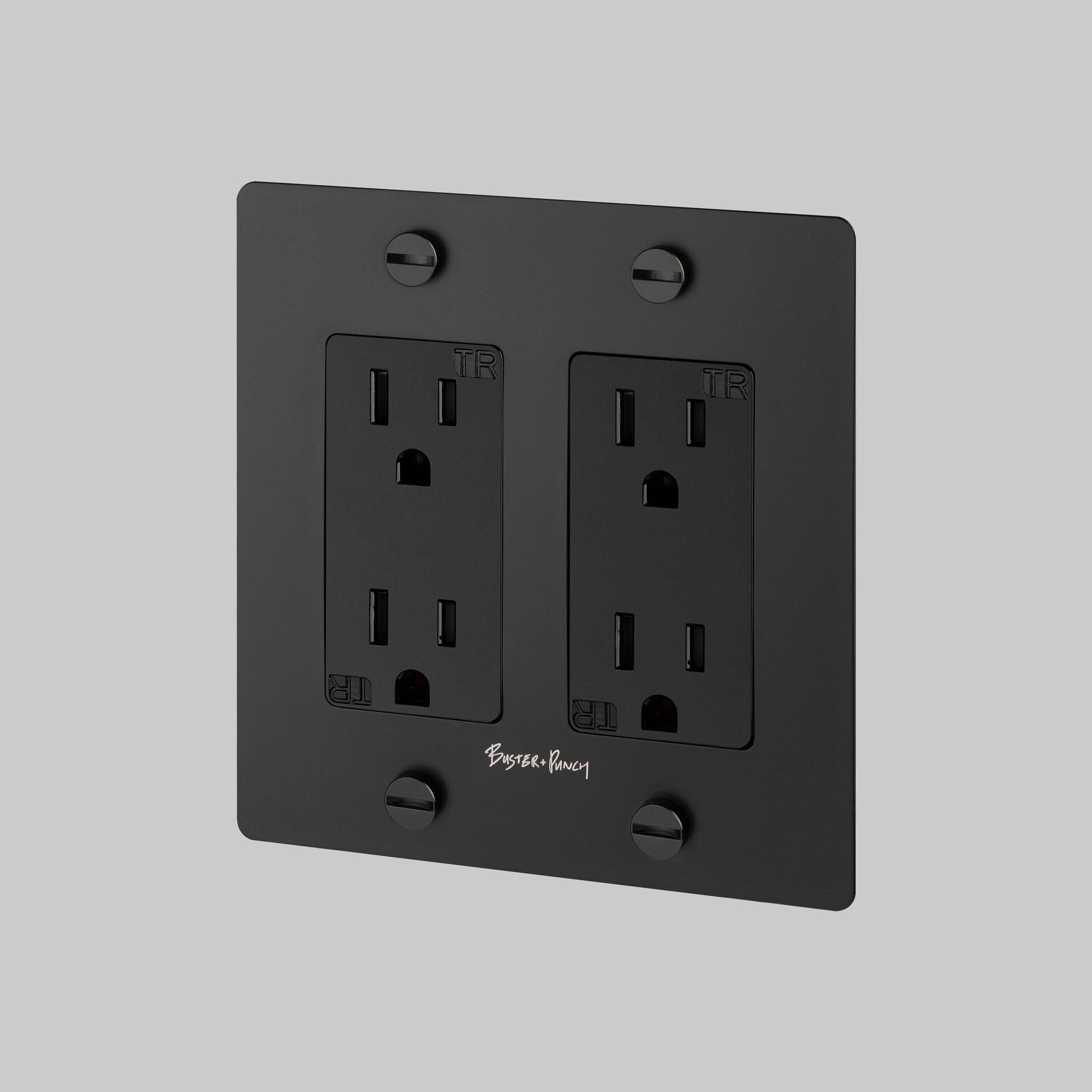 2G DUPLEX OUTLET / CROSS / WITH LOGO