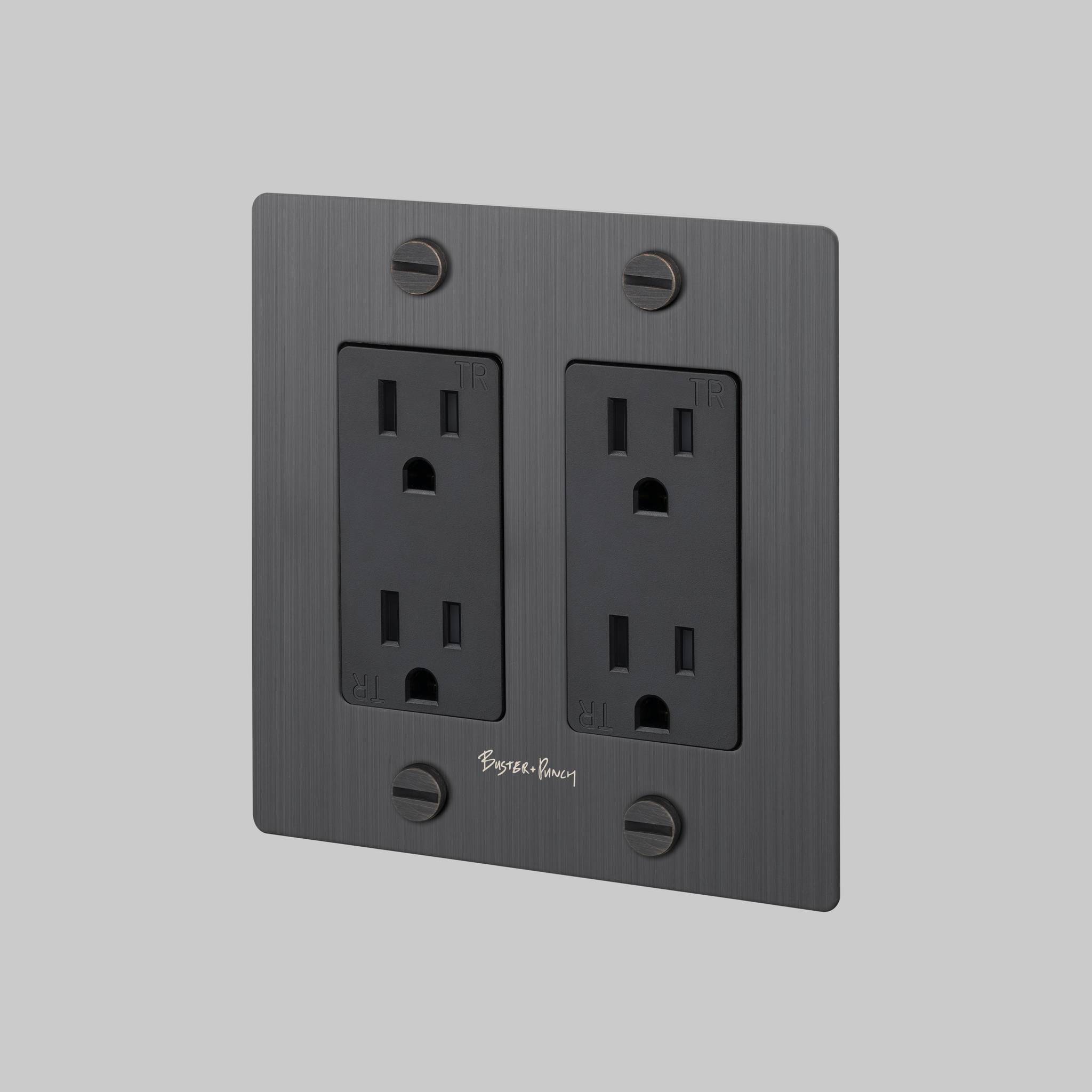 2G DUPLEX OUTLET / CROSS / WITH LOGO