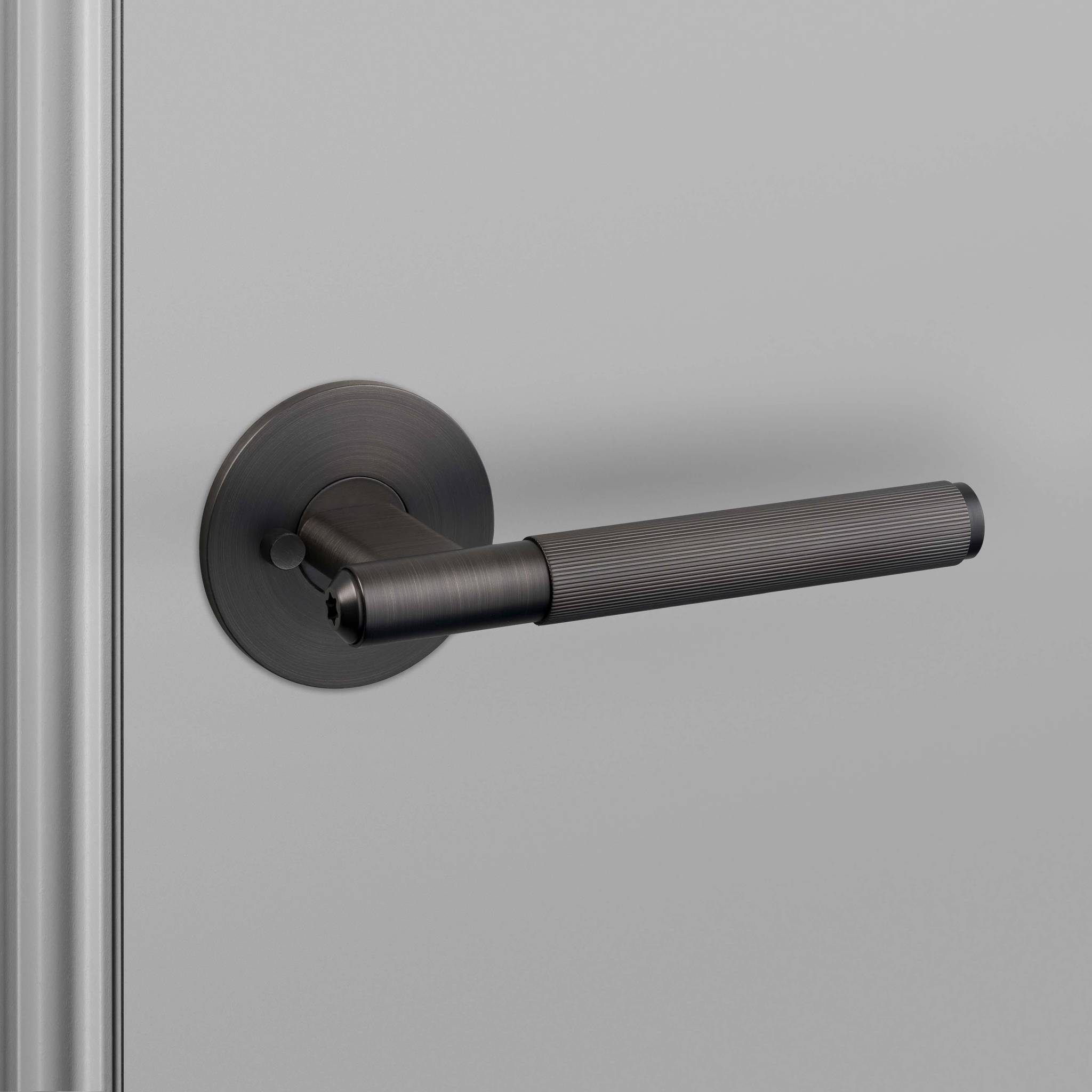 DOOR HANDLE SET / PRIVACY / LINEAR
