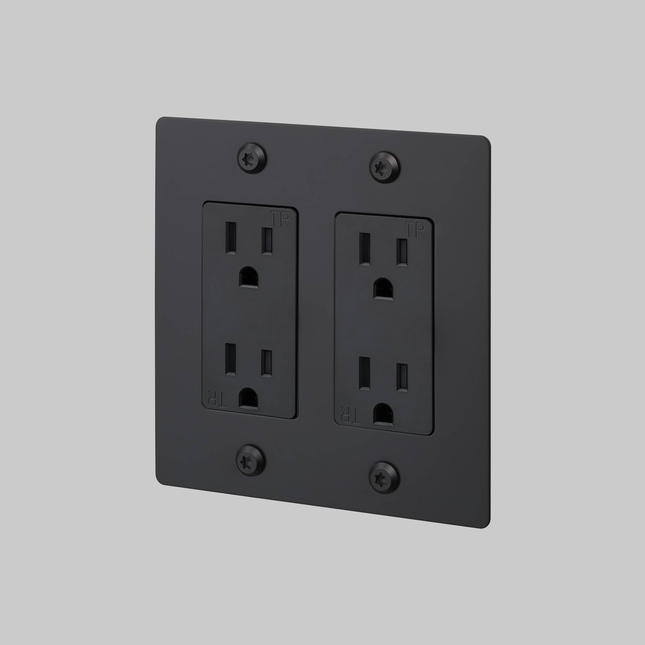 2G DUPLEX OUTLET / LINEAR / WITHOUT LOGO