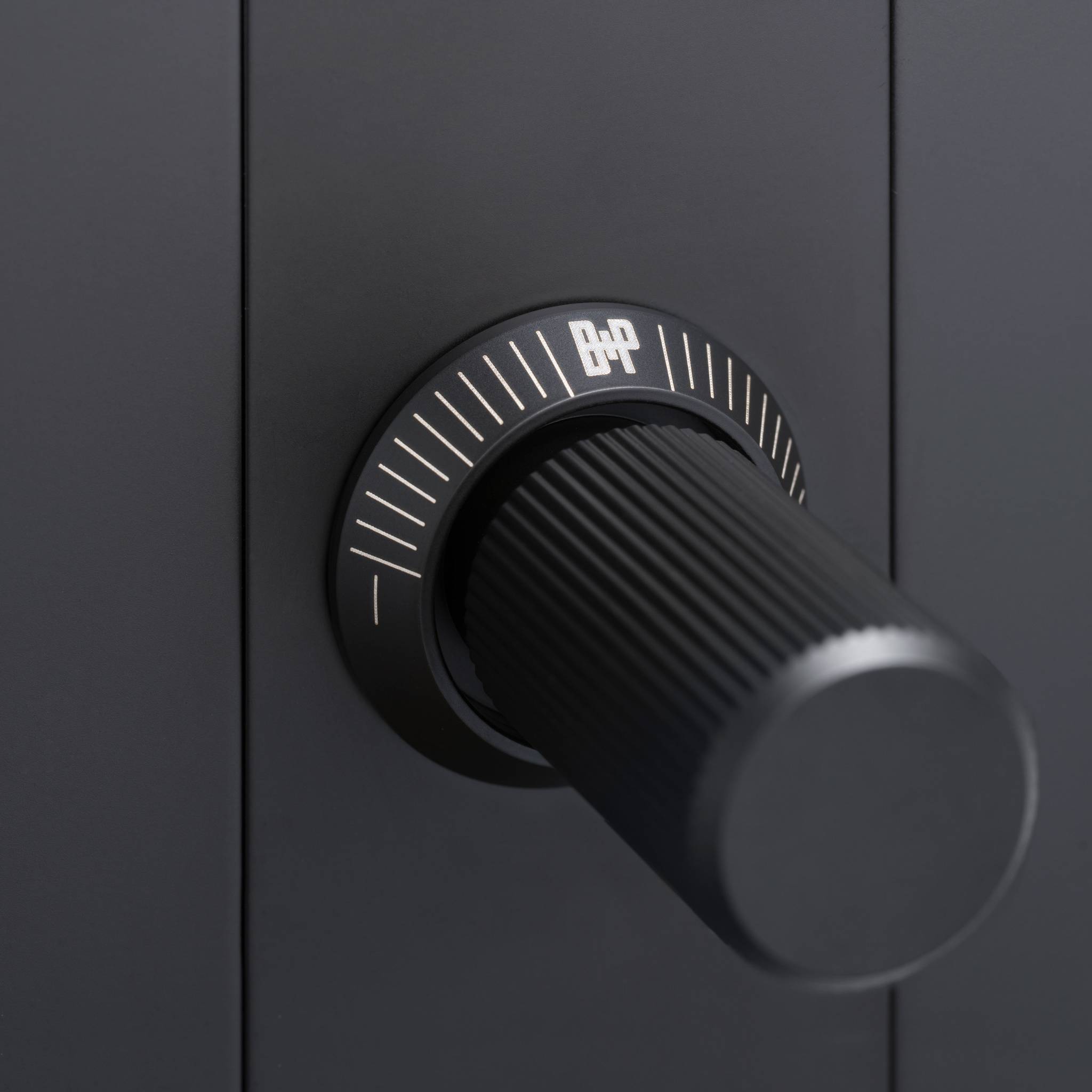 1G DIMMER / LED / LINEAR / WITH LOGO