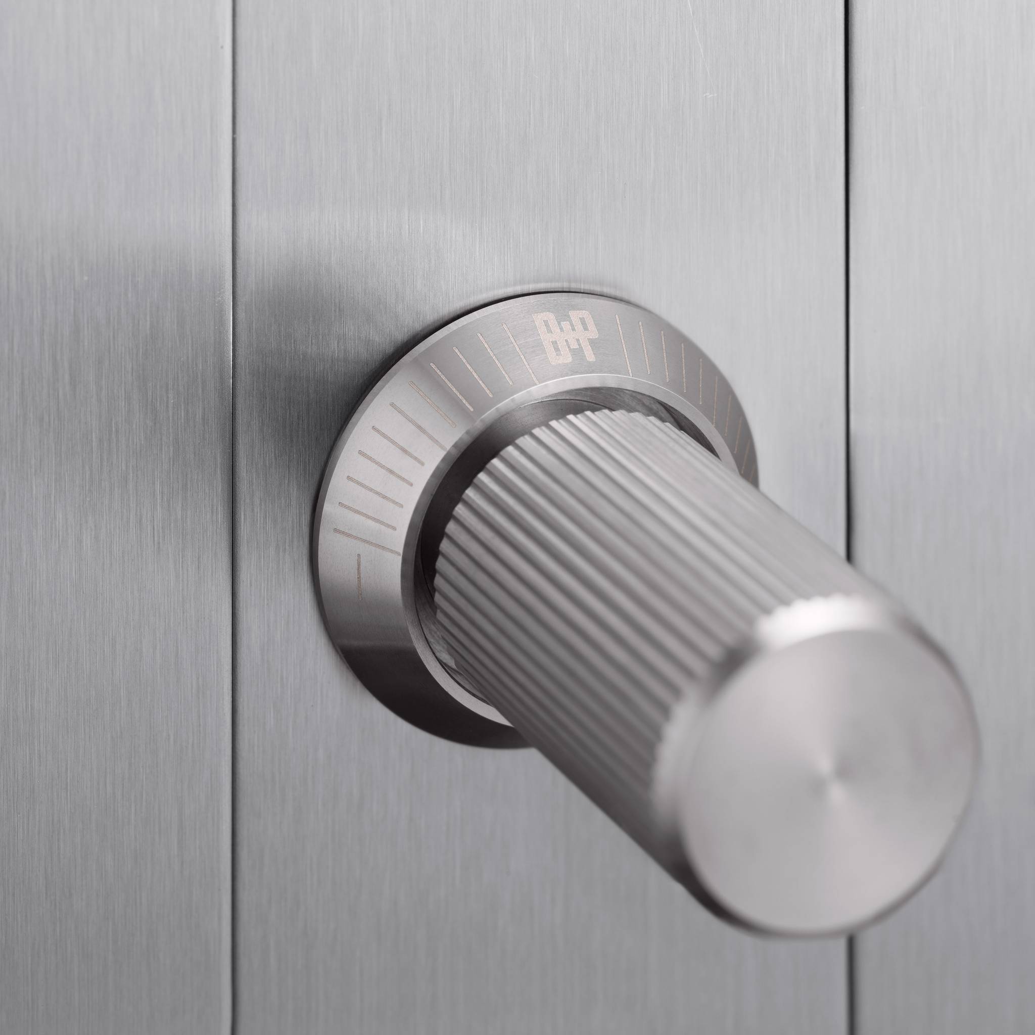 1G DIMMER / LED / LINEAR / WITH LOGO