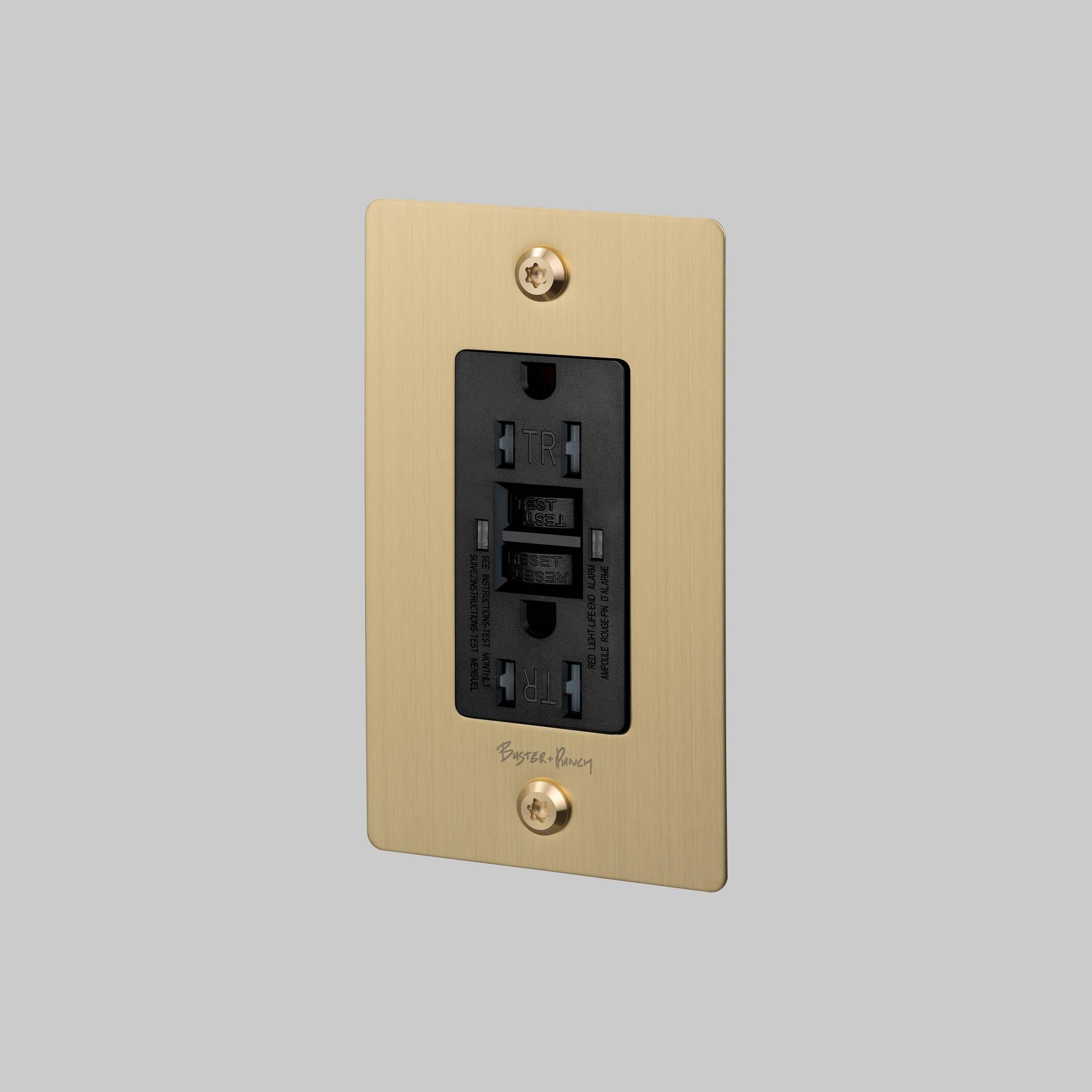 1G DUPLEX OUTLET / GFCI / LINEAR / WITH LOGO