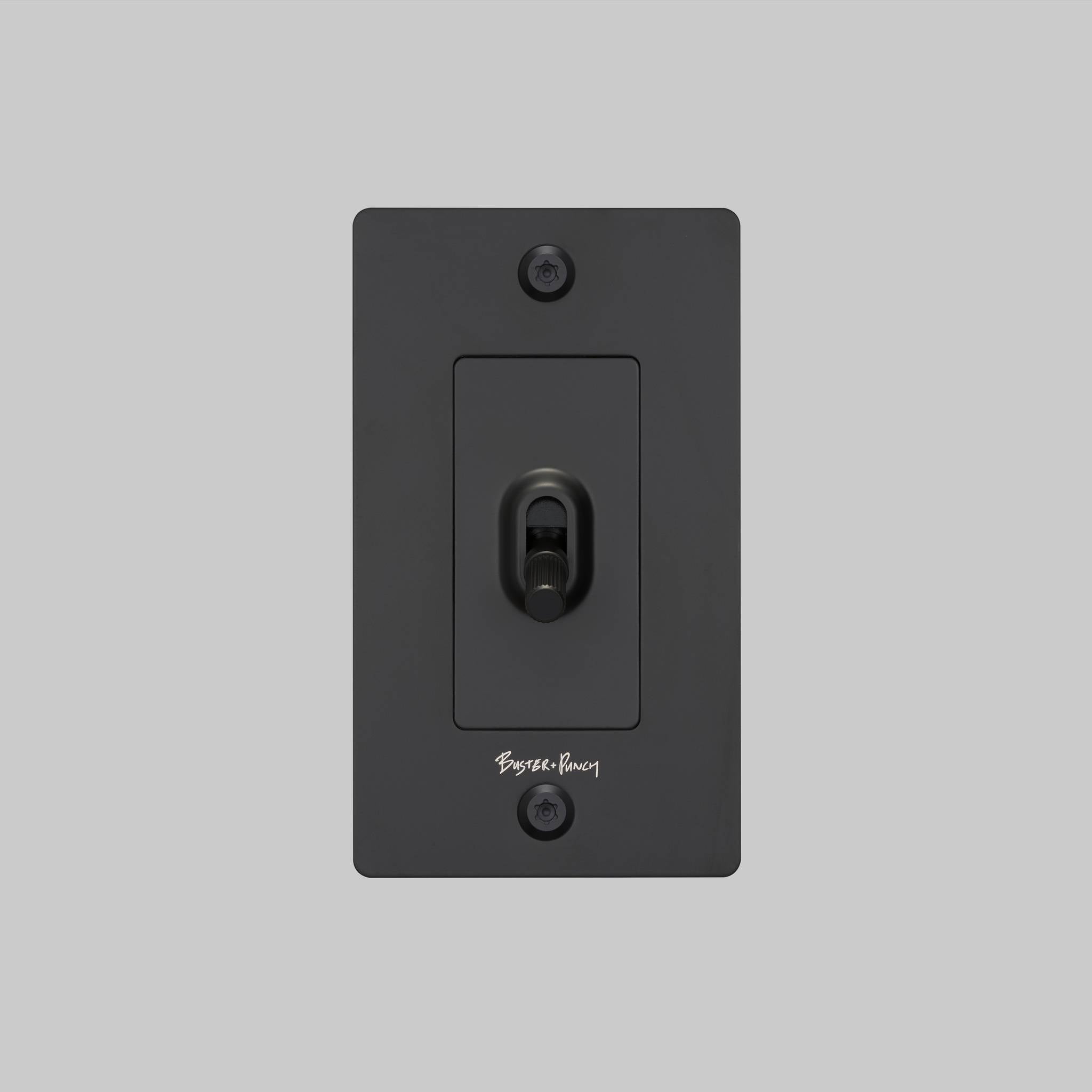 1G TOGGLE / LINEAR / WITH LOGO