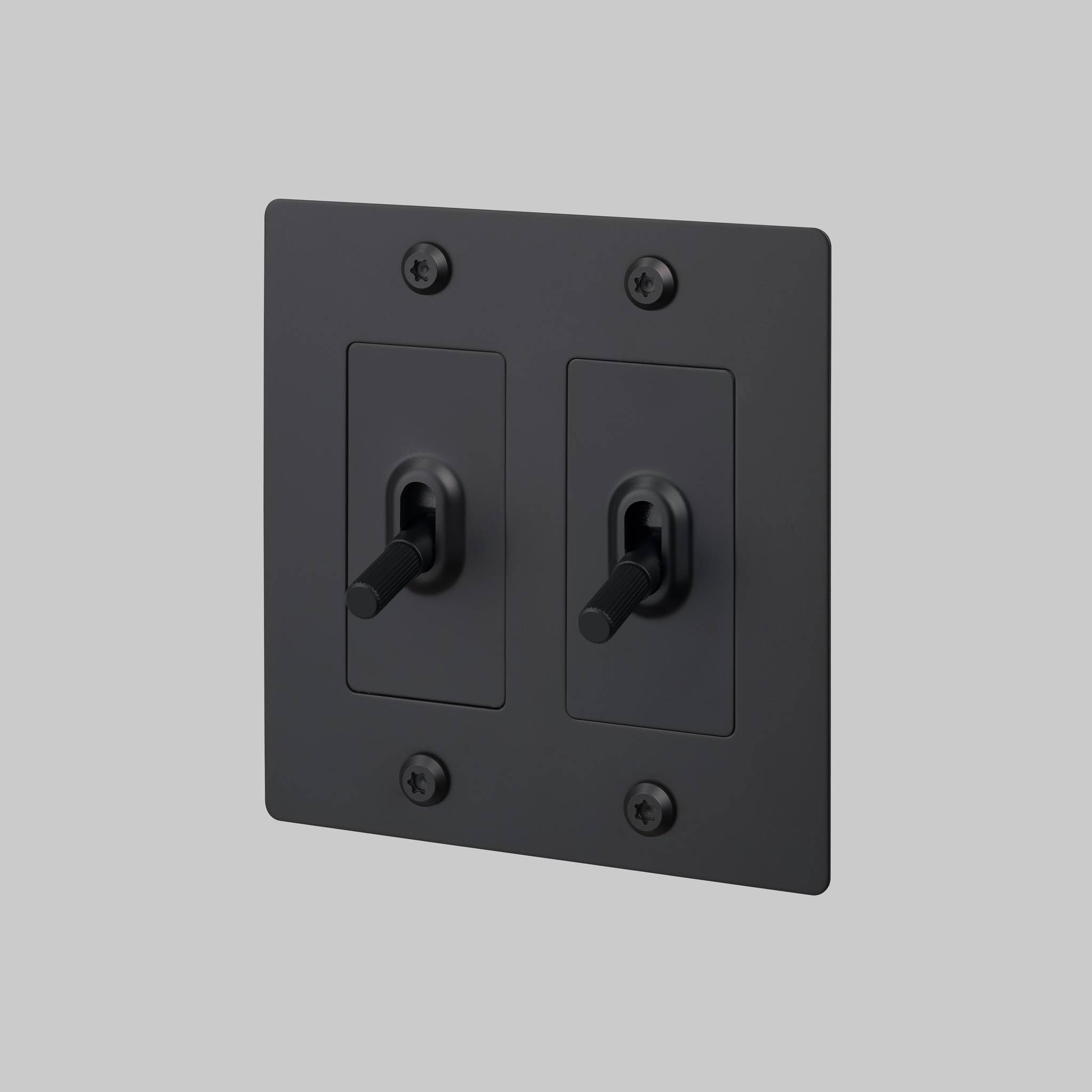 2G TOGGLE / LINEAR / WITHOUT LOGO