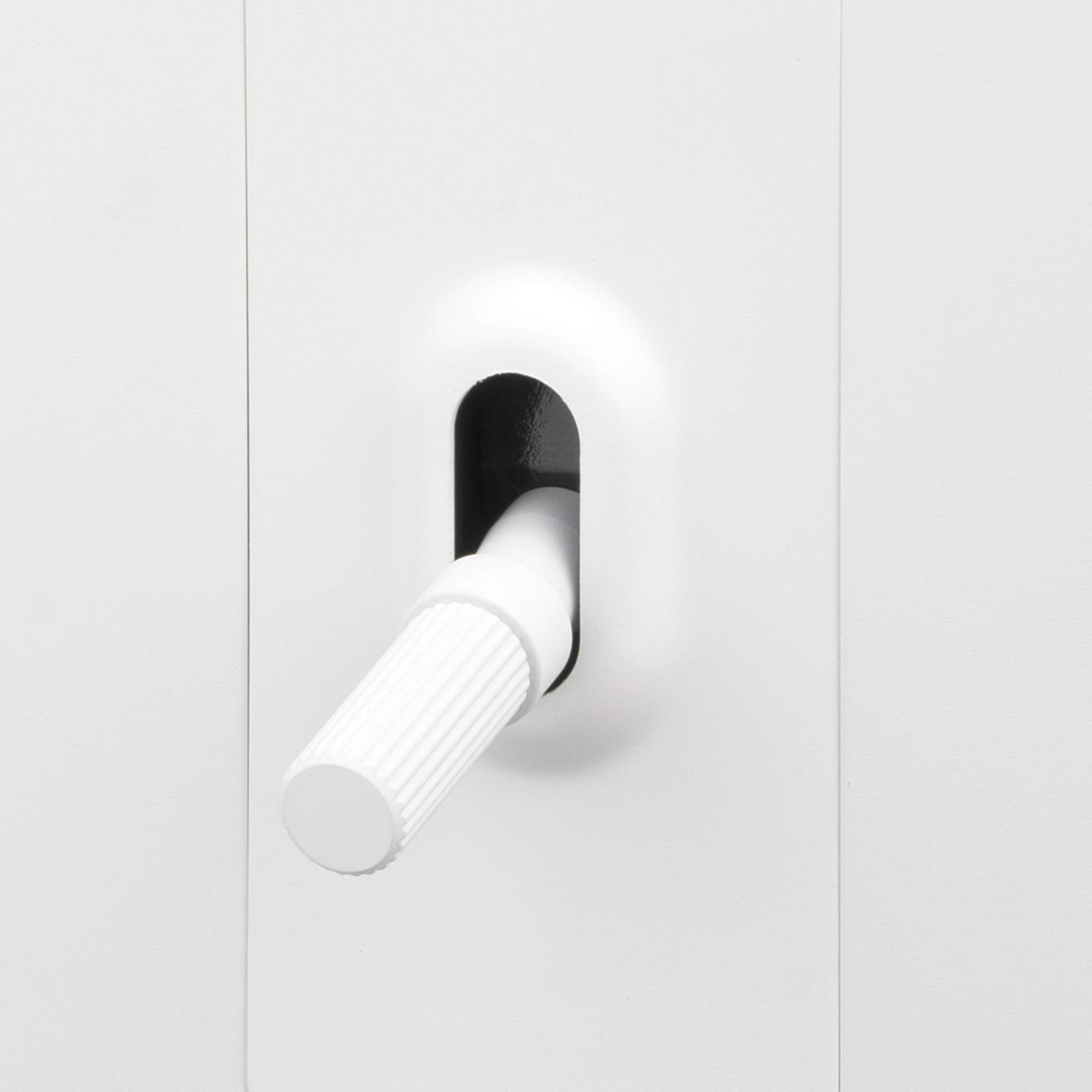 #Finish_WHITE