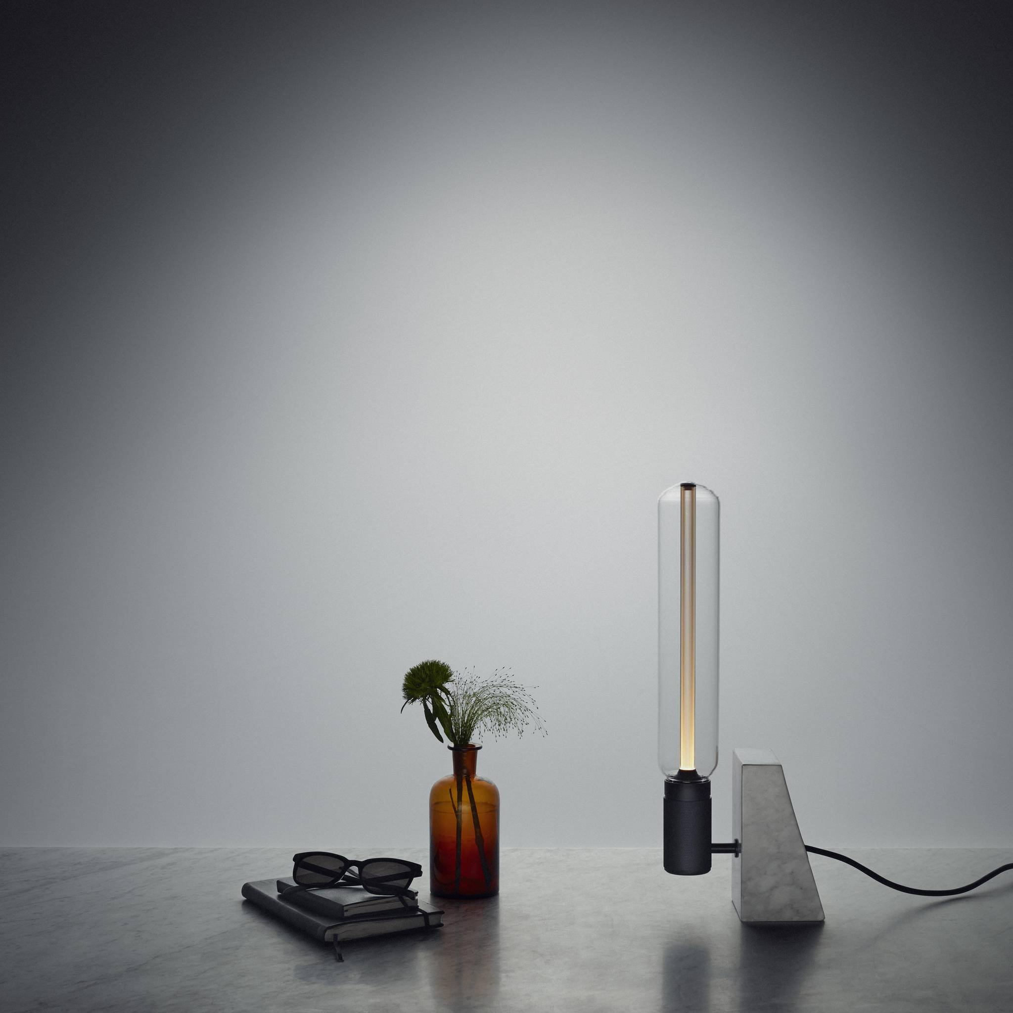 STONED TABLE LIGHT / CROSS