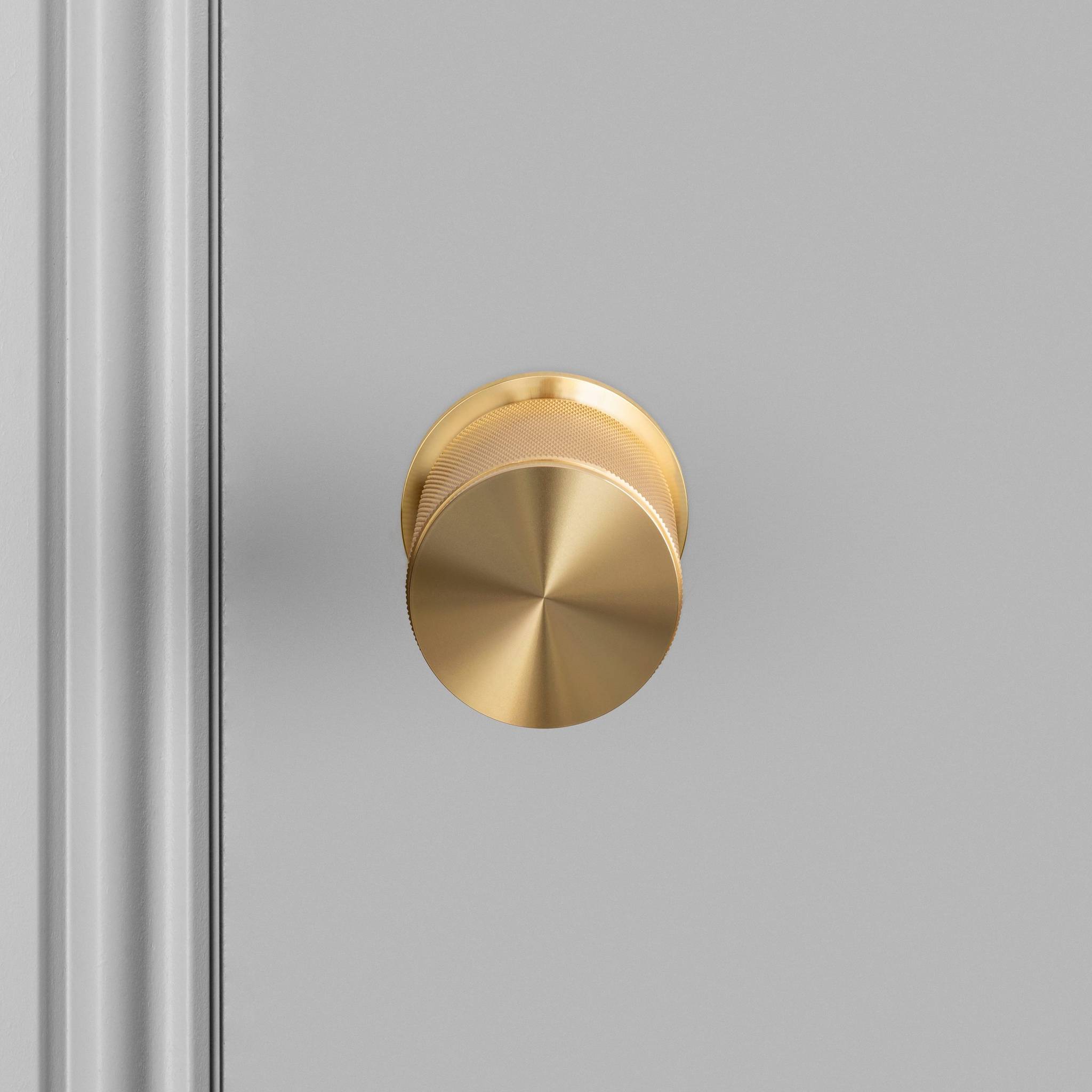 DOOR KNOB / FIXED / DOUBLE-SIDED / CROSS