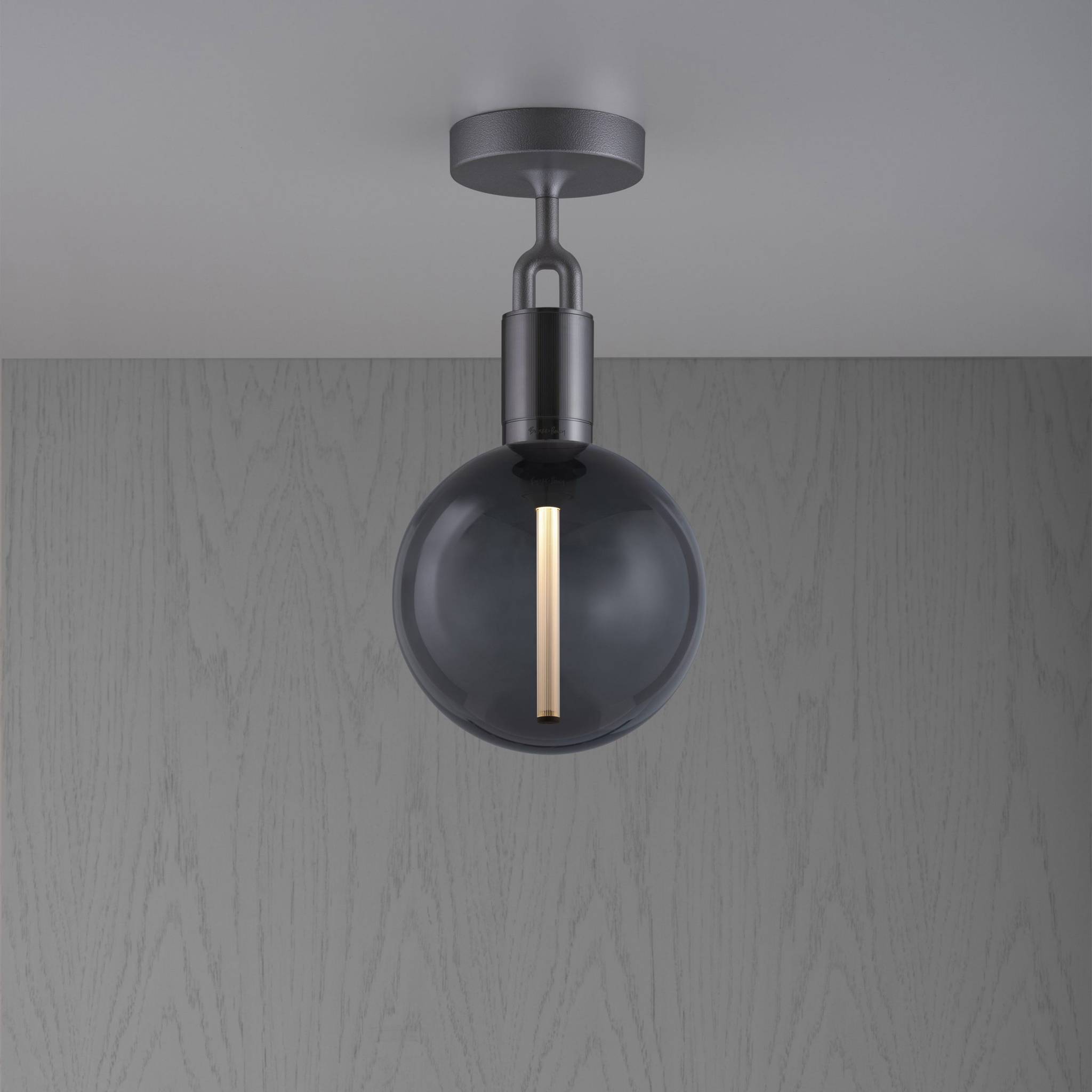 FORKED CEILING / LINEAR / GLOBE / SMOKED / MEDIUM