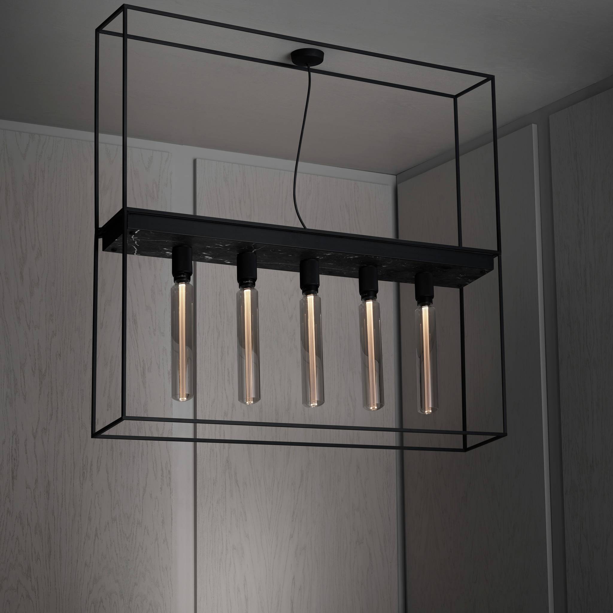 CAGED CEILING / 5.0 / CROSS