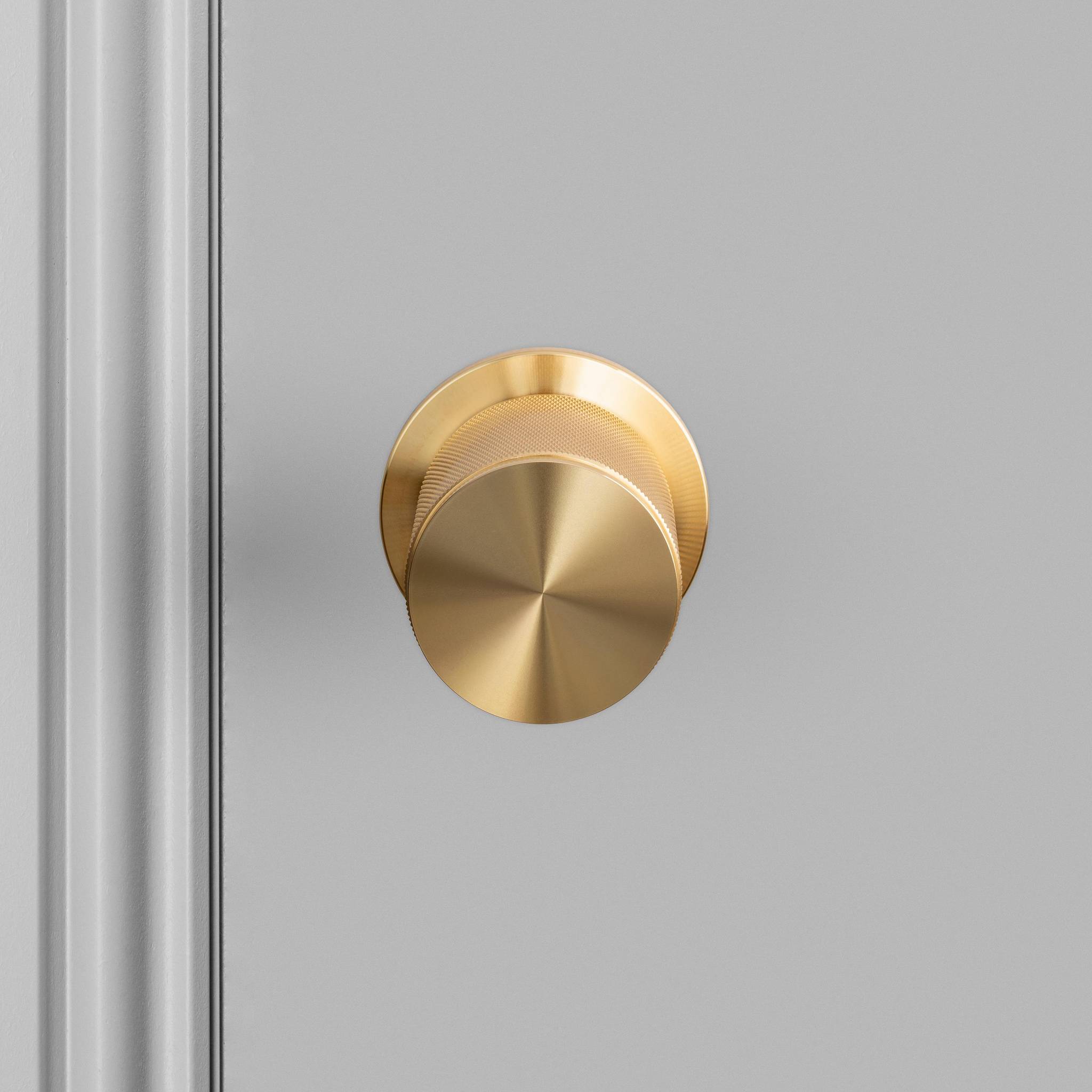 DOOR KNOB / FIXED / DOUBLE-SIDED / CROSS