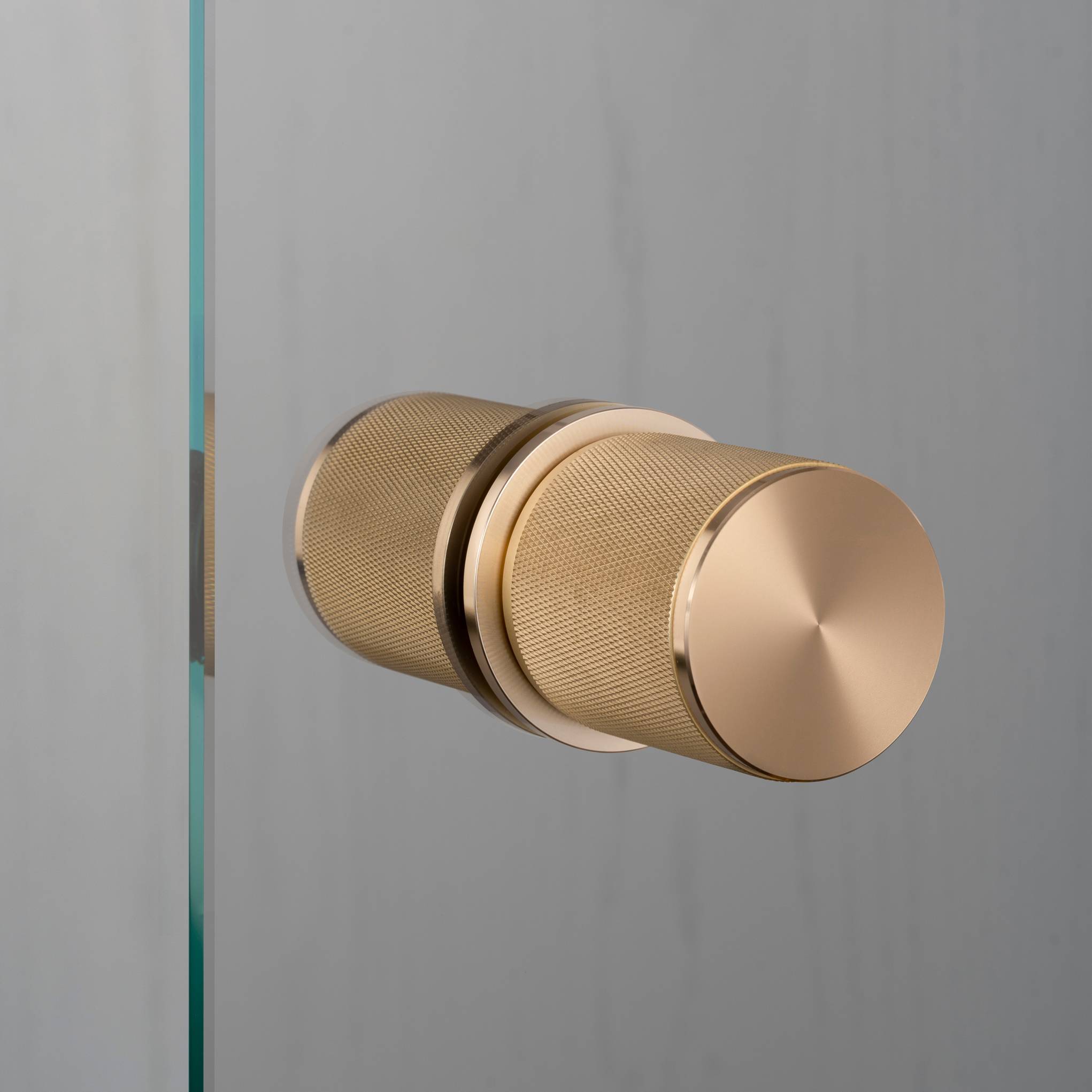 DOOR KNOB / FIXED / DOUBLE-SIDED / CROSS