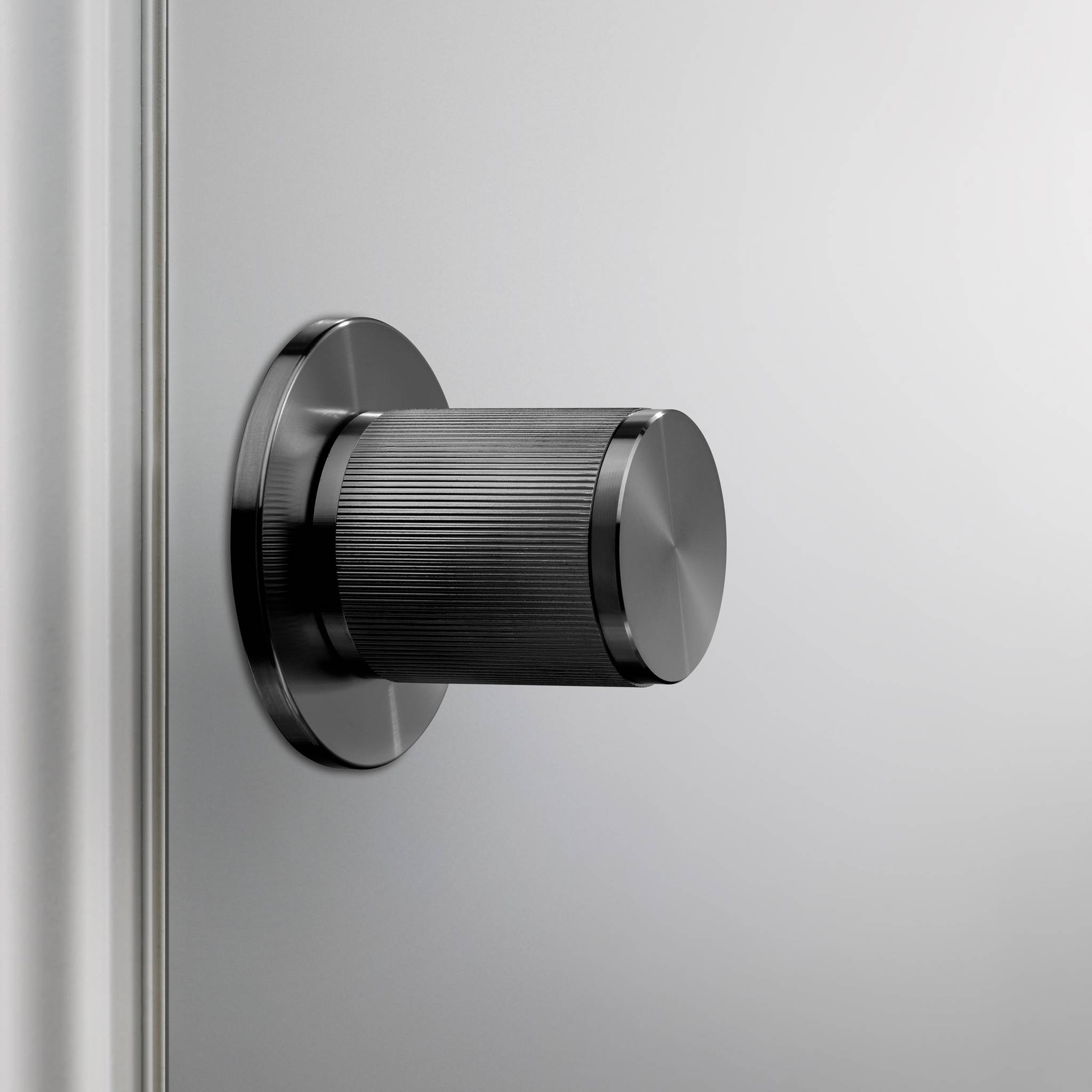 DOOR KNOB SET / PASSAGE / LINEAR