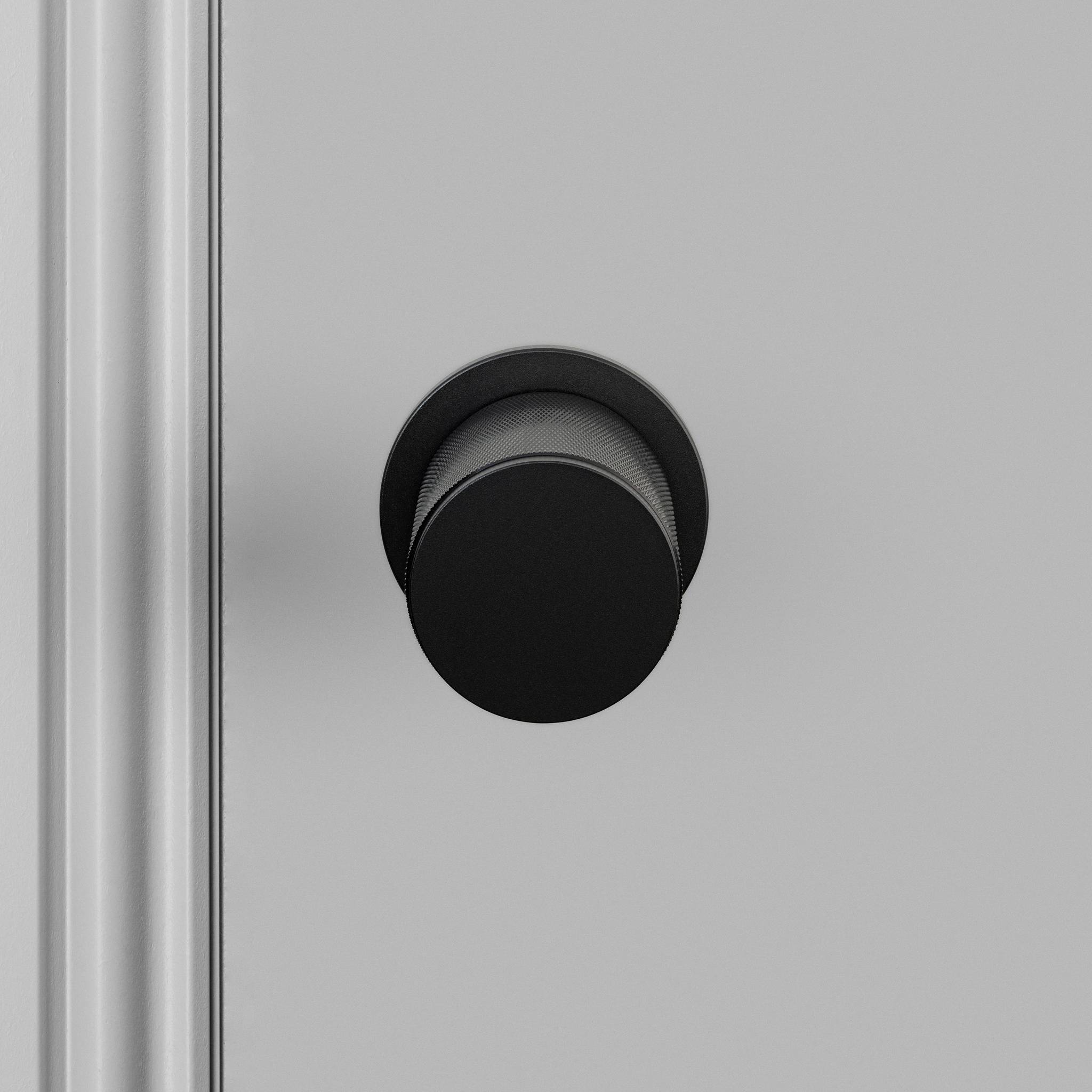 DOOR KNOB / FIXED / SINGLE-SIDED / CROSS