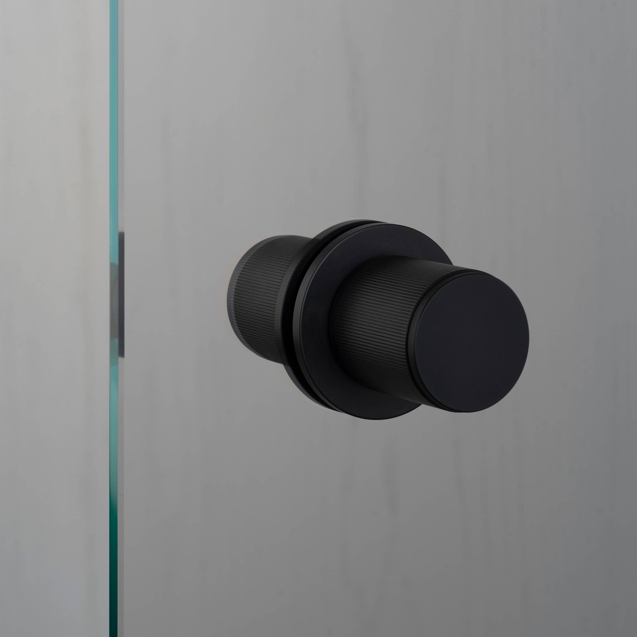 DOOR KNOB / FIXED / DOUBLE-SIDED / LINEAR