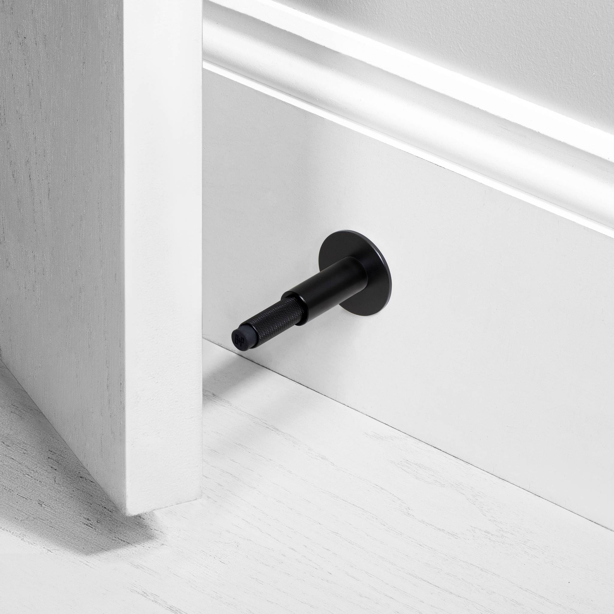 DOOR STOP / WALL / CROSS