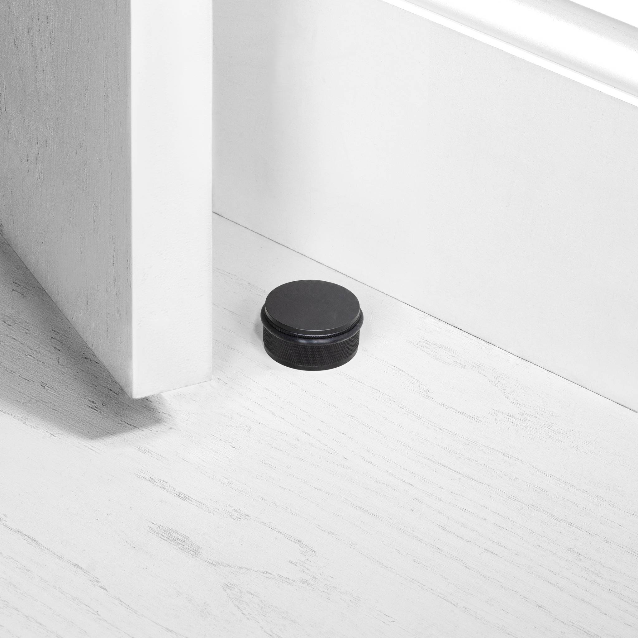 DOOR STOP / FLOOR / CROSS