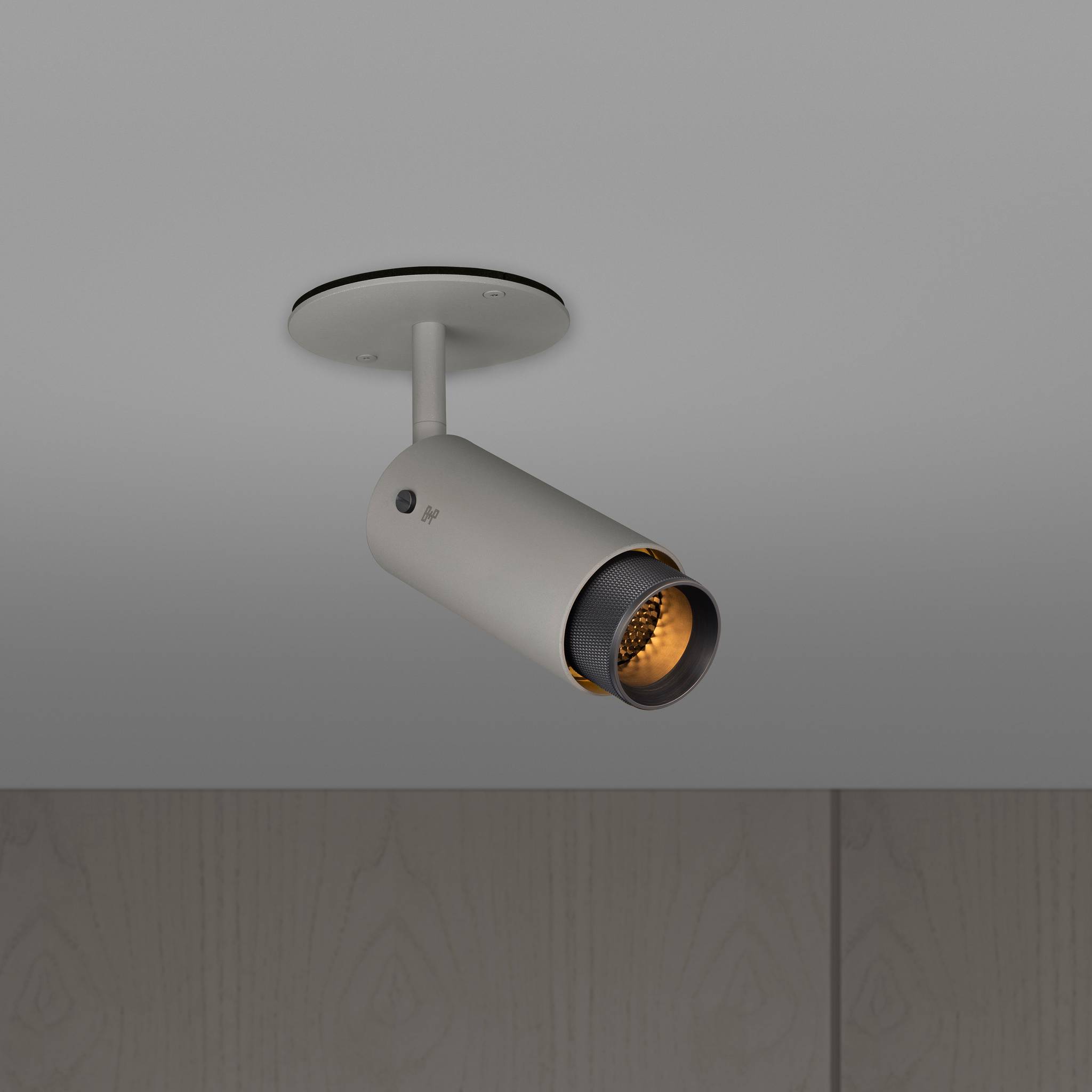 EXHAUST SPOT / CROSS / STONE