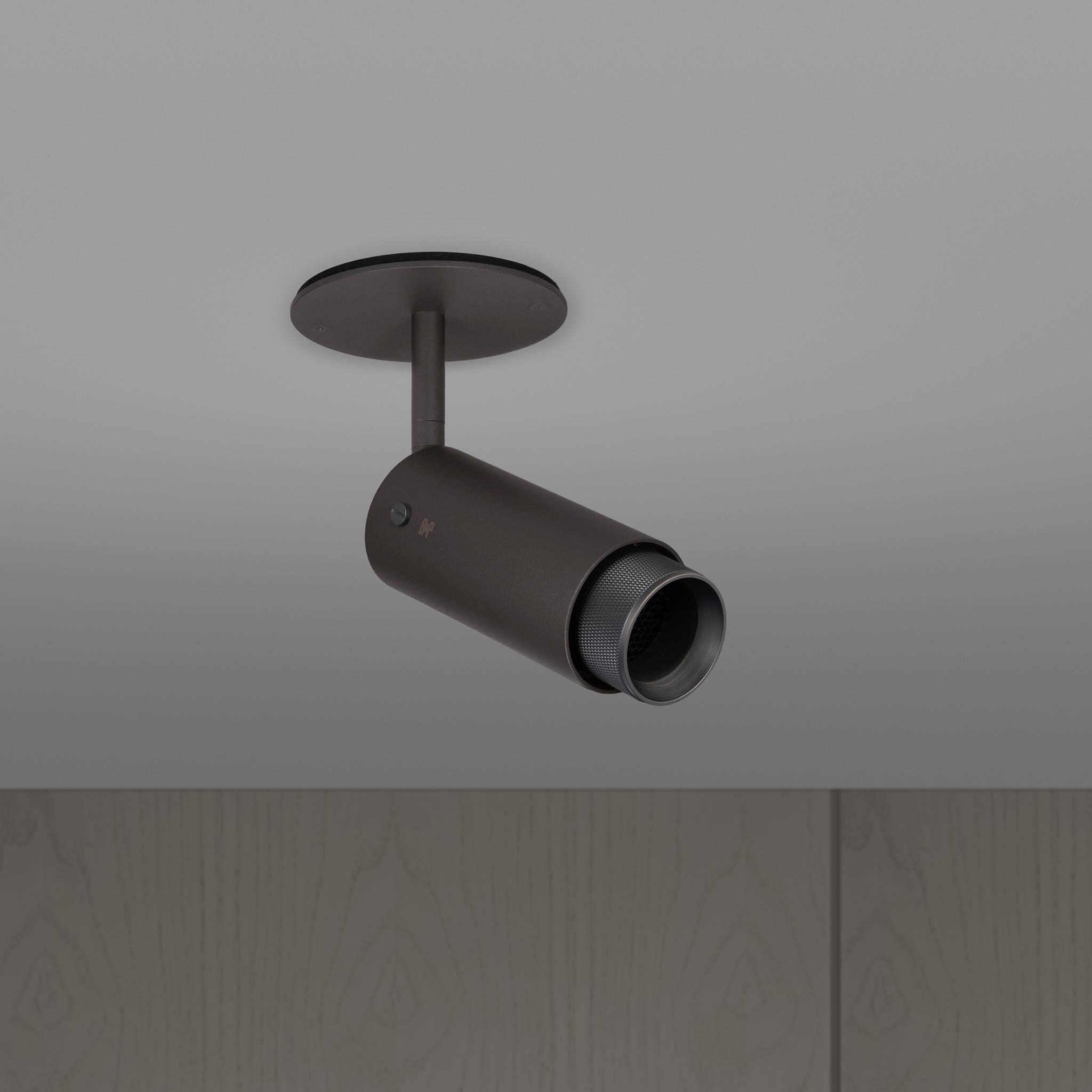 EXHAUST SPOT / CROSS / GRAPHITE