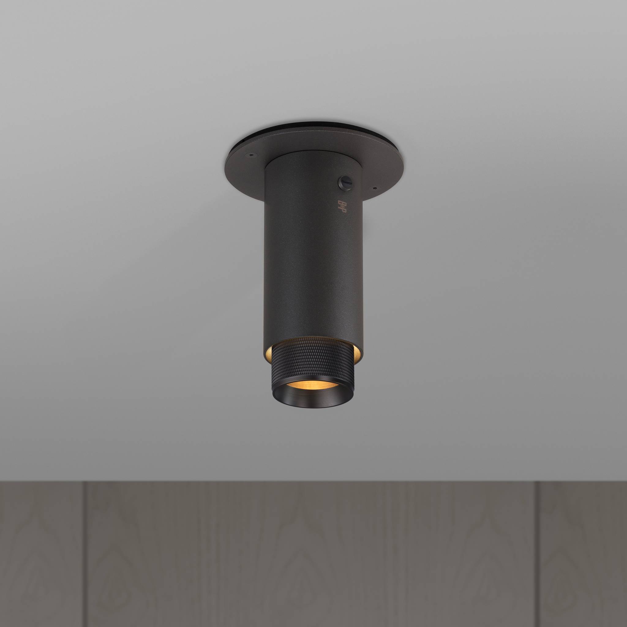 EXHAUST SURFACE / CROSS / GRAPHITE