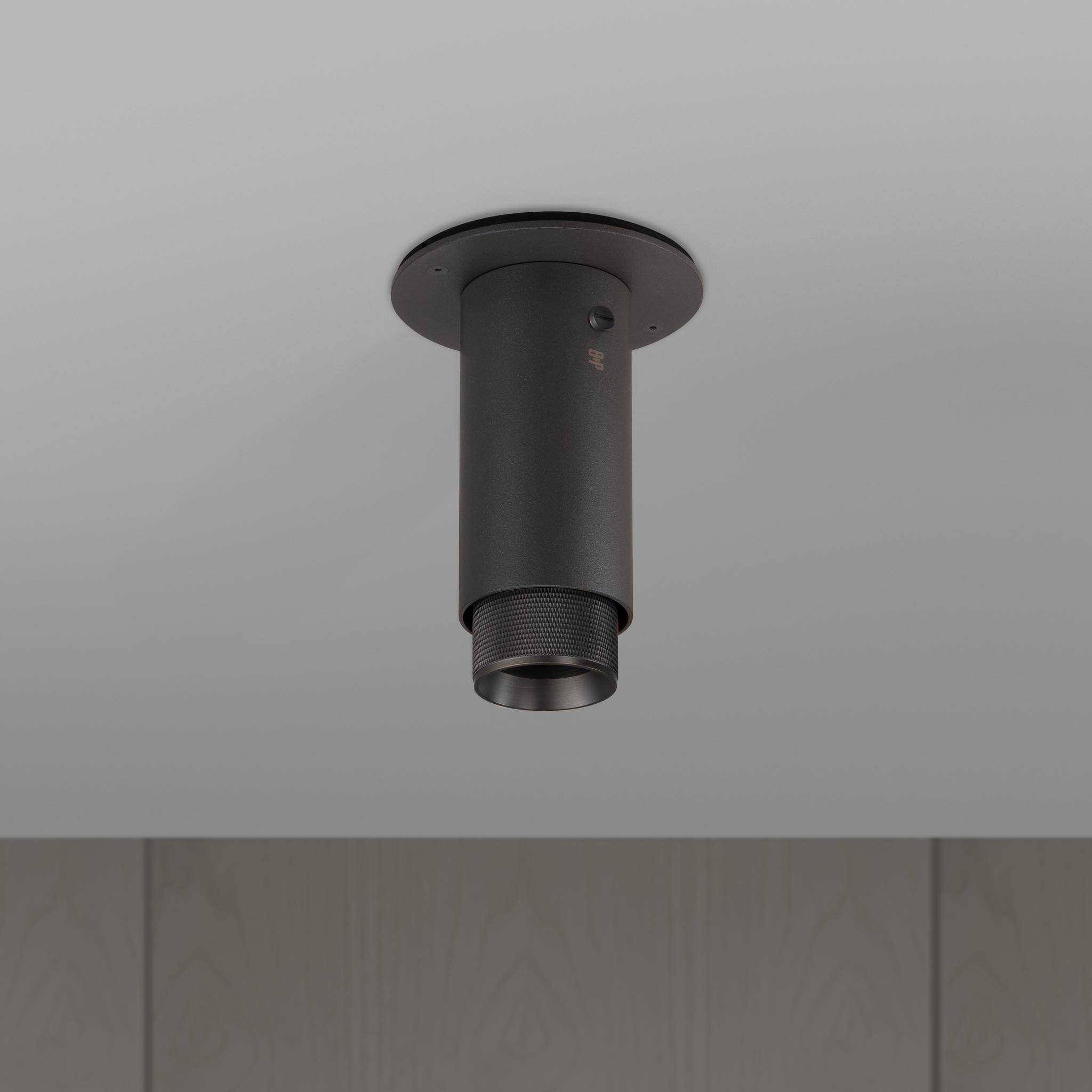 EXHAUST SURFACE / CROSS / GRAPHITE