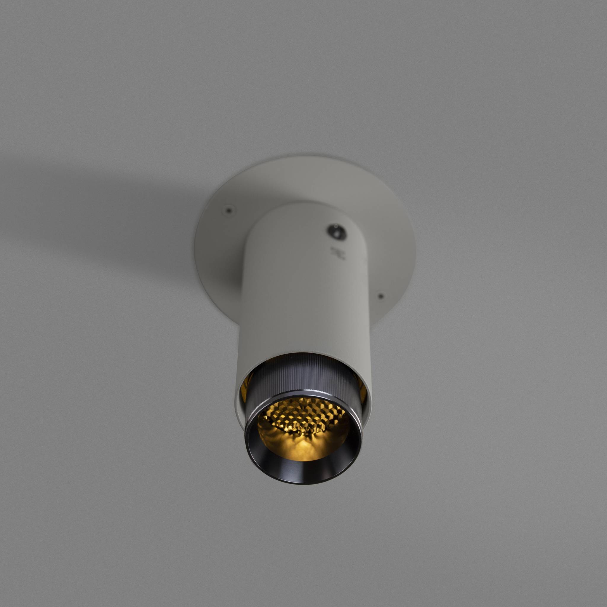 EXHAUST SURFACE / LINEAR / STONE