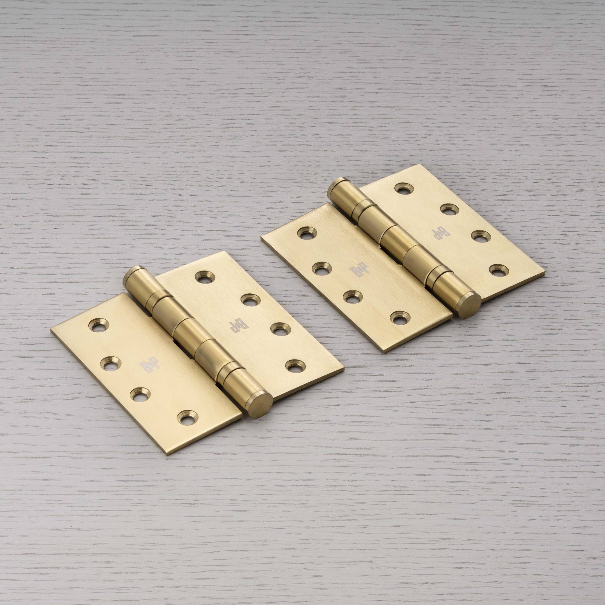 DOOR HINGE / SET OF 2 / 4 x 4 INCH