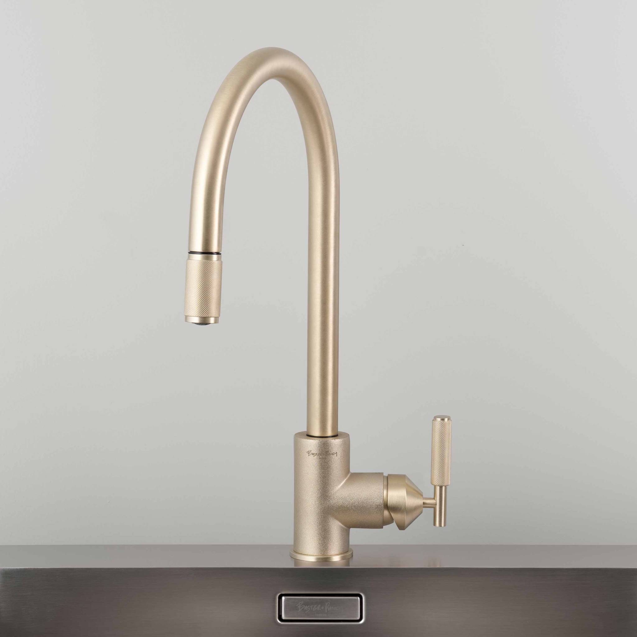 KITCHEN FAUCET / PULL-OUT WITH DUAL SPRAY / CROSS