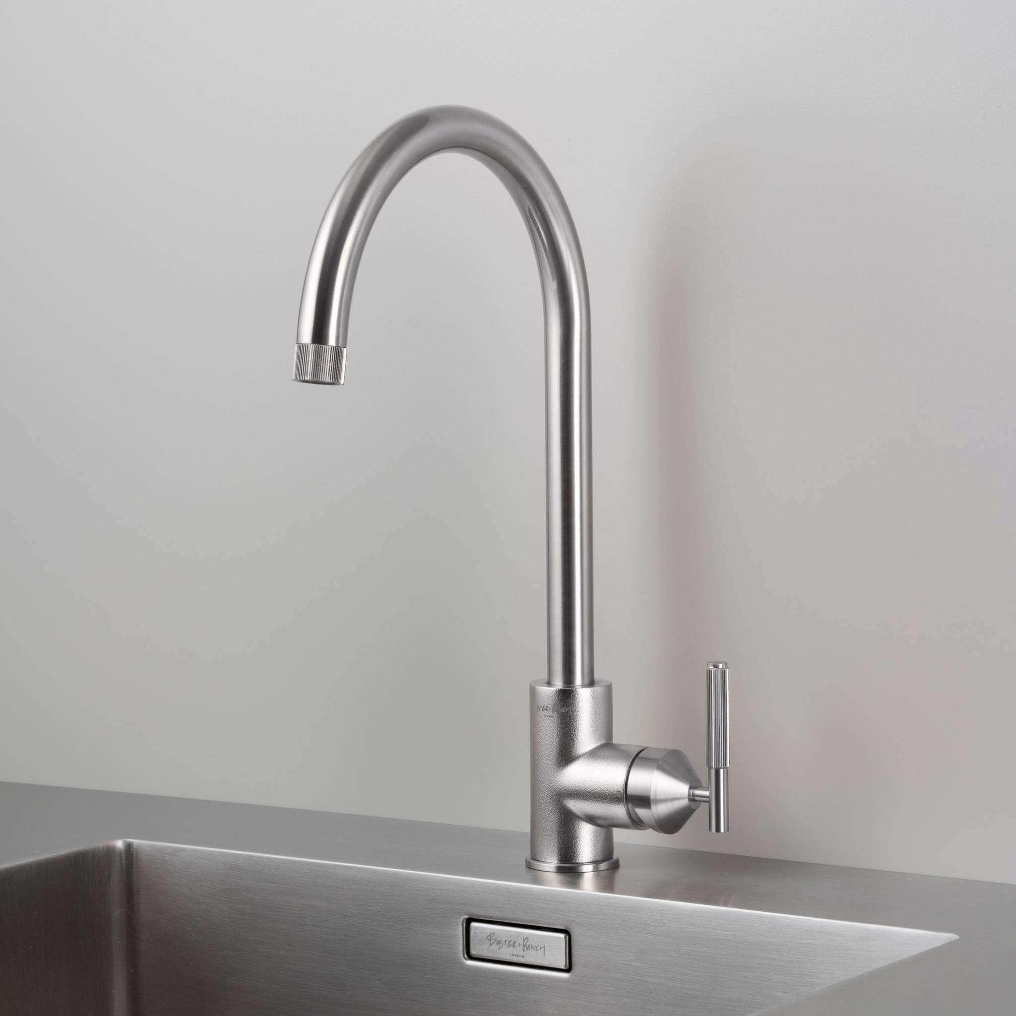 KITCHEN FAUCET / MIXER / LINEAR