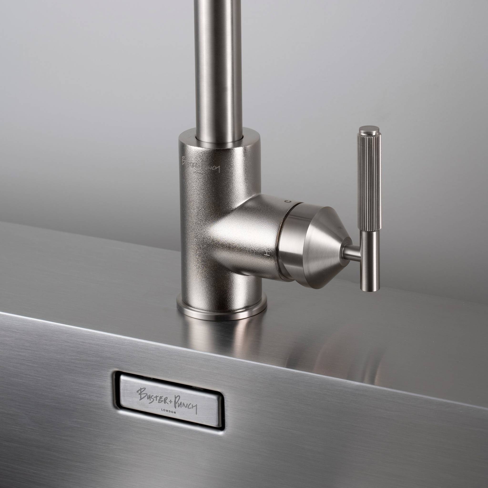 KITCHEN FAUCET / MIXER / LINEAR