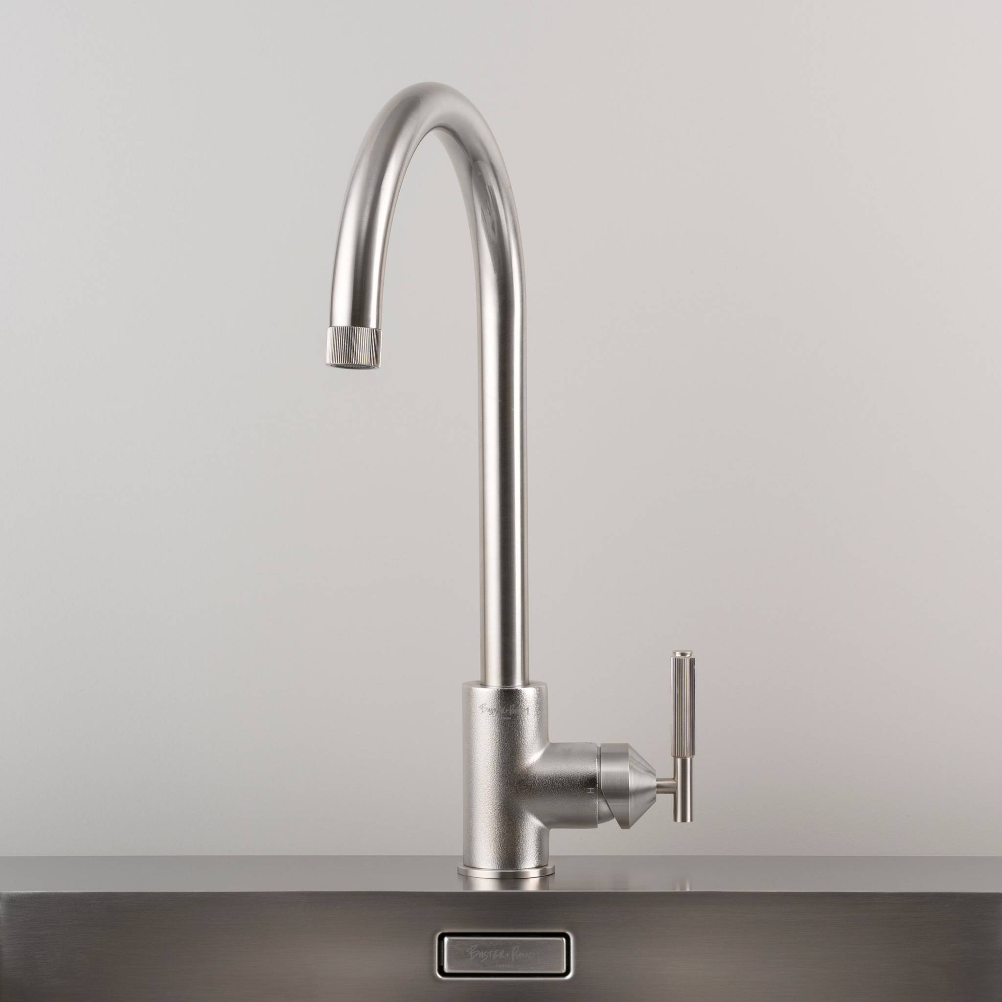 KITCHEN FAUCET / MIXER / LINEAR
