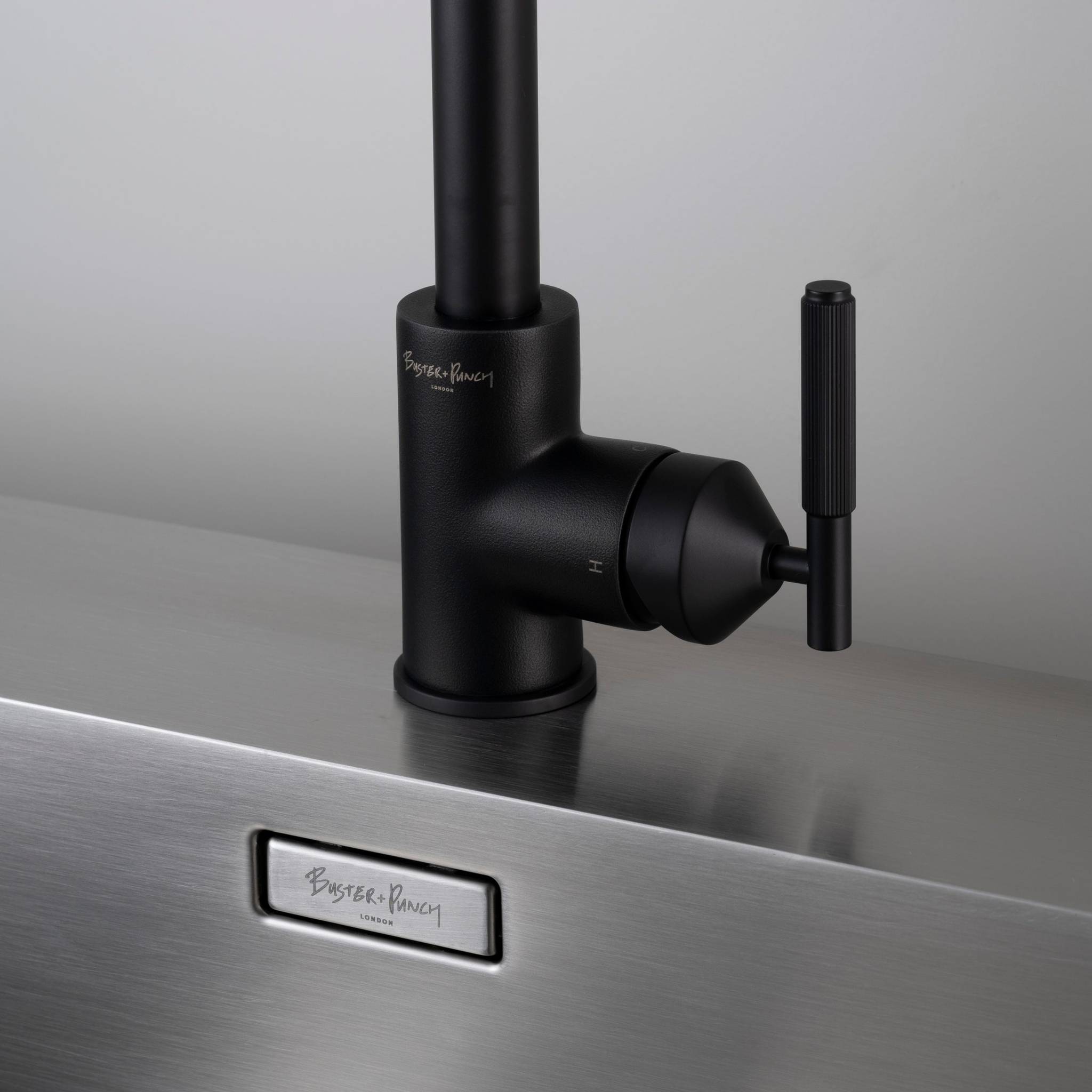 KITCHEN FAUCET / MIXER / LINEAR