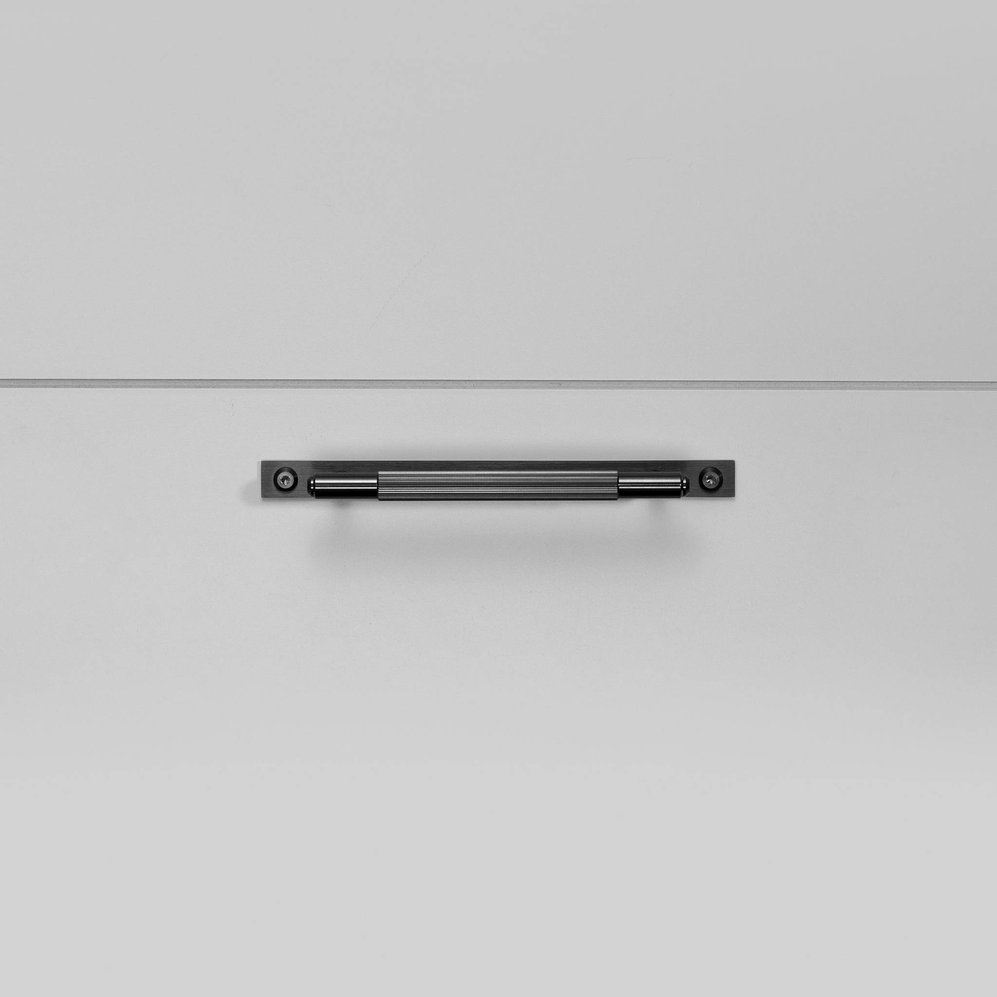 PULL BAR / PLATE / LINEAR