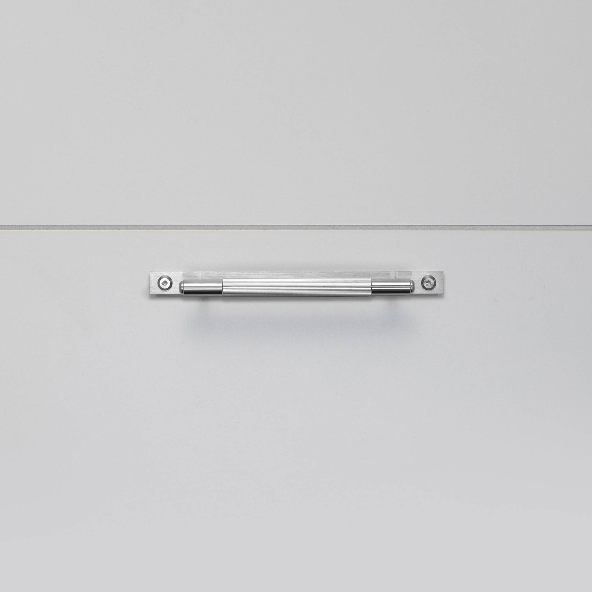 PULL BAR / PLATE / LINEAR