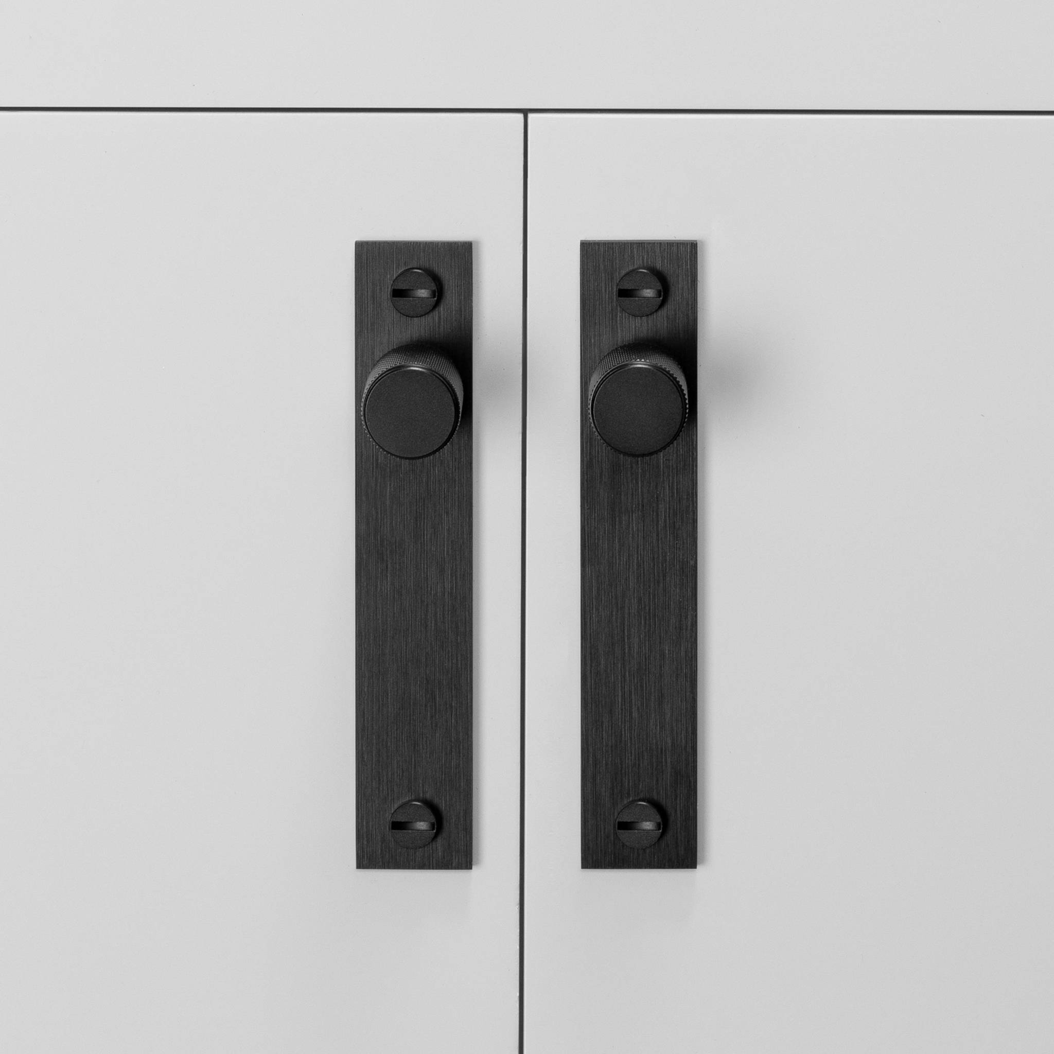 FURNITURE KNOB / PLATE / CROSS