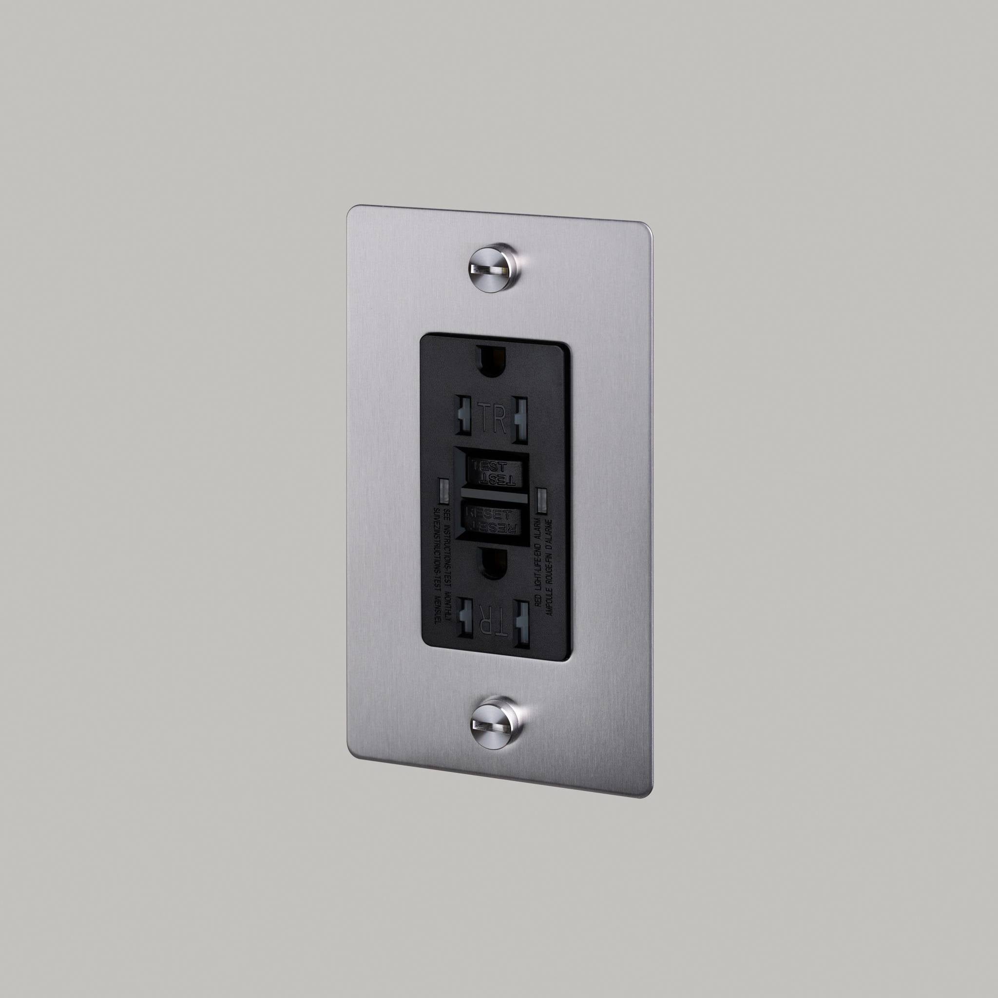 1G DUPLEX OUTLET / GFCI / CROSS / WITHOUT LOGO