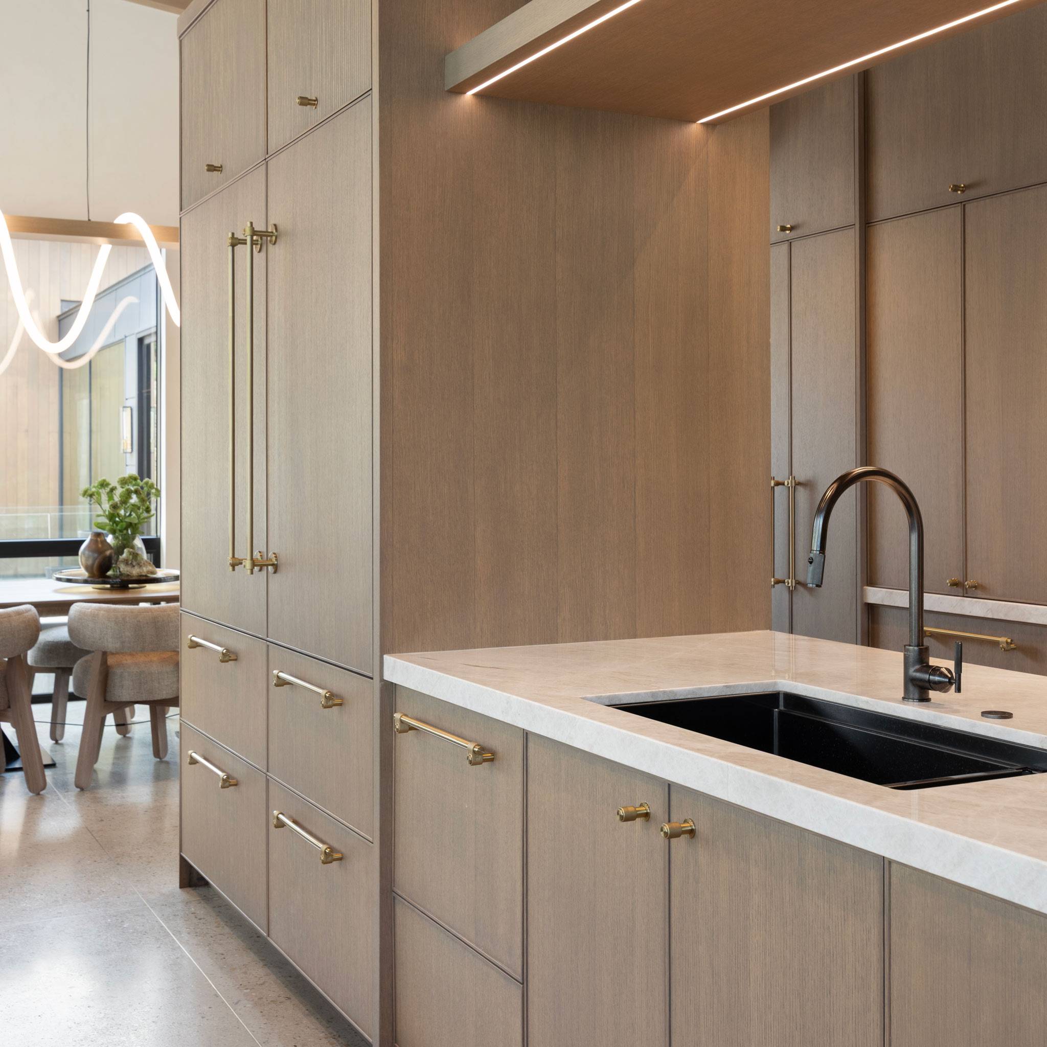 KITCHEN FAUCET / PULL-OUT WITH DUAL SPRAY / CROSS