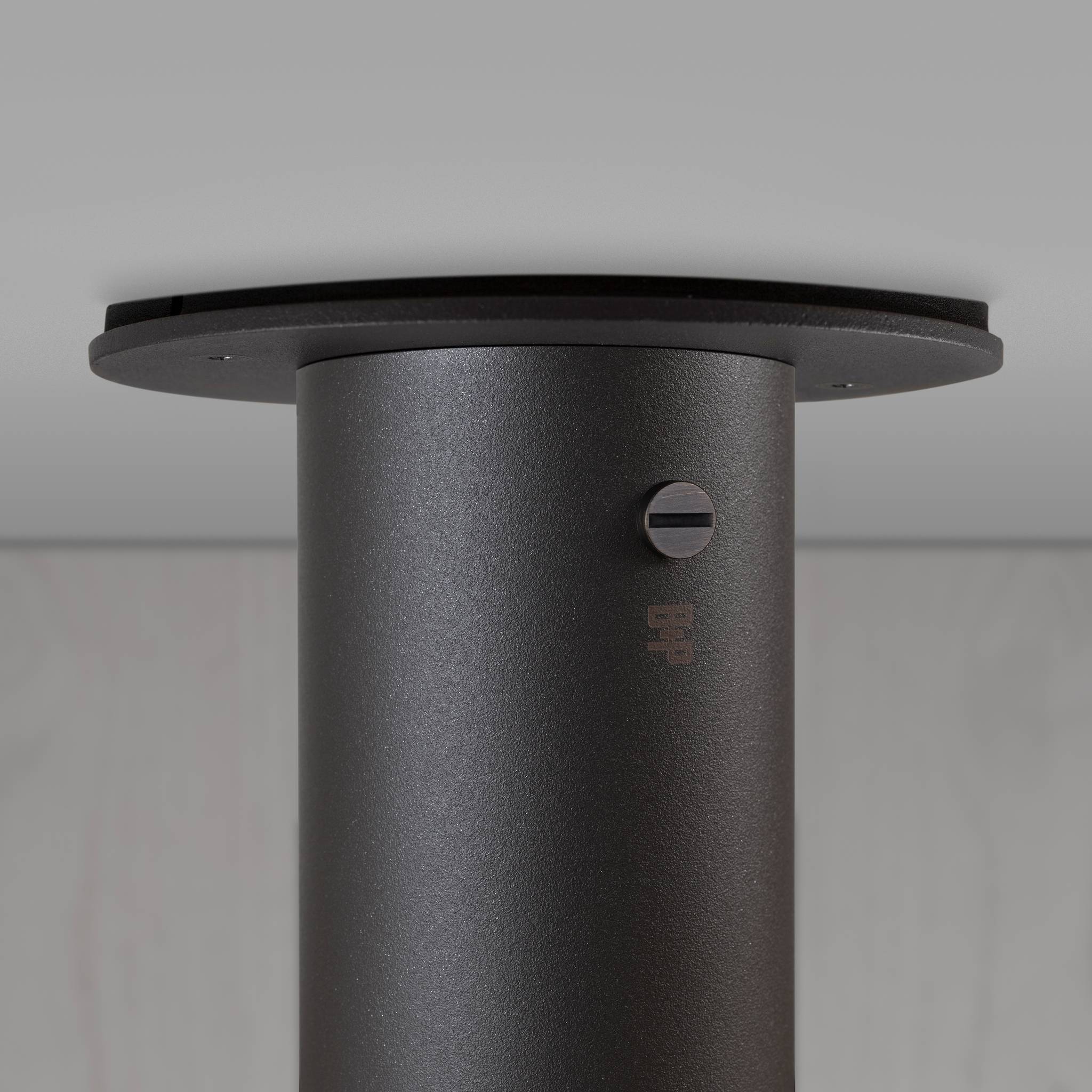 EXHAUST SURFACE / CROSS / GRAPHITE